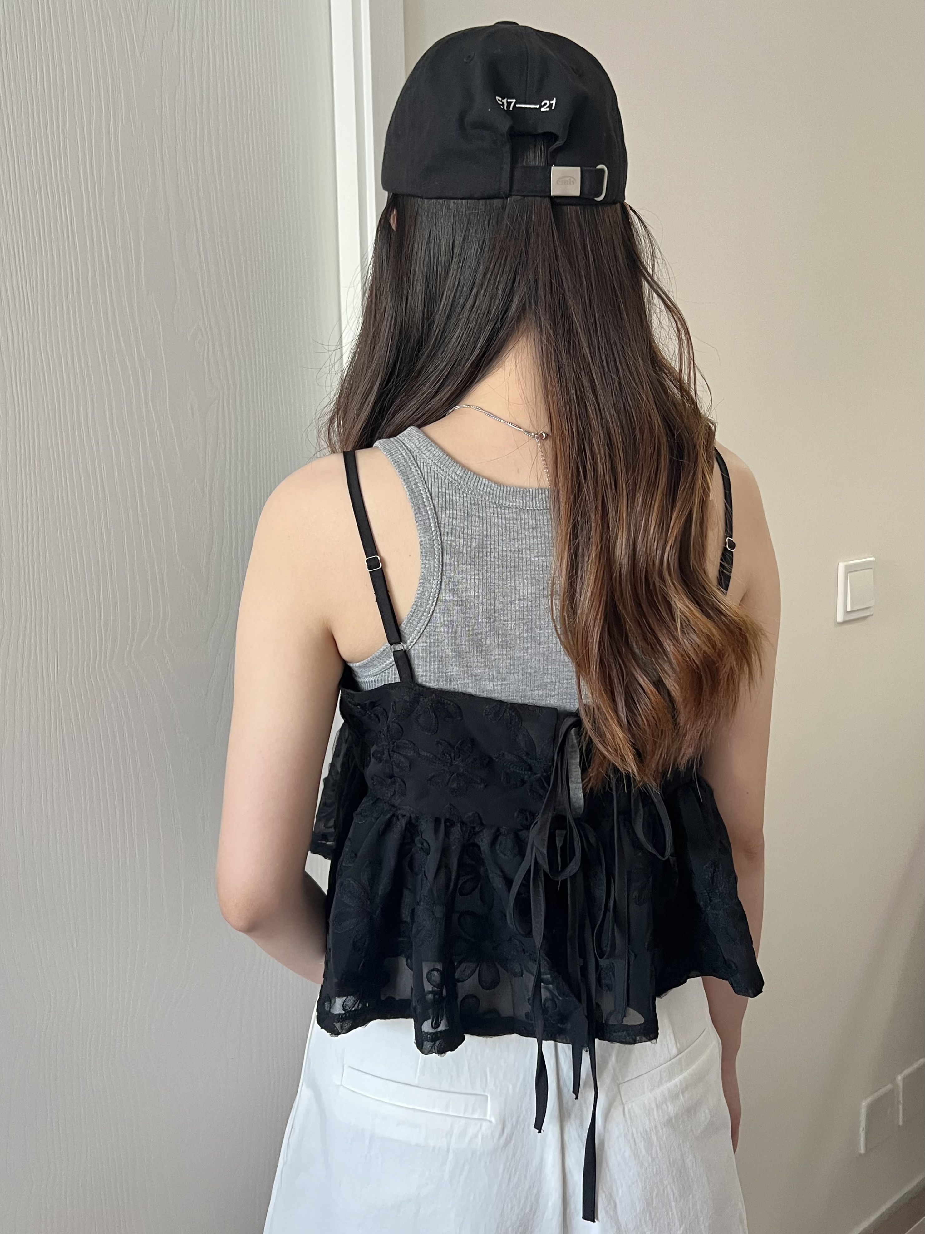 甜價仙氣花花兩穿吊帶背心 黑色