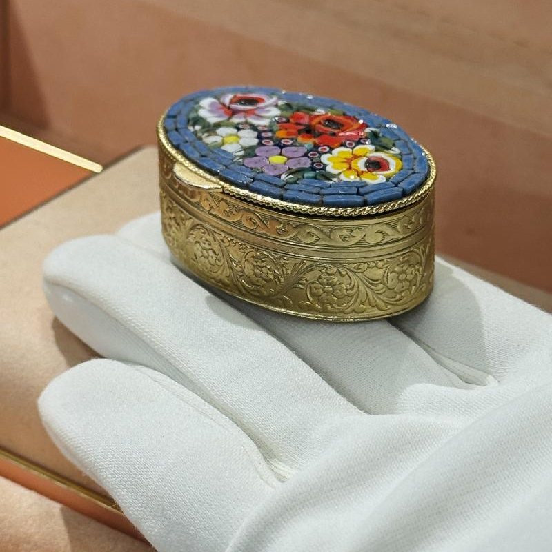 Vintage Italian Glass Mosaic PillBox / Trinket Box (C046)