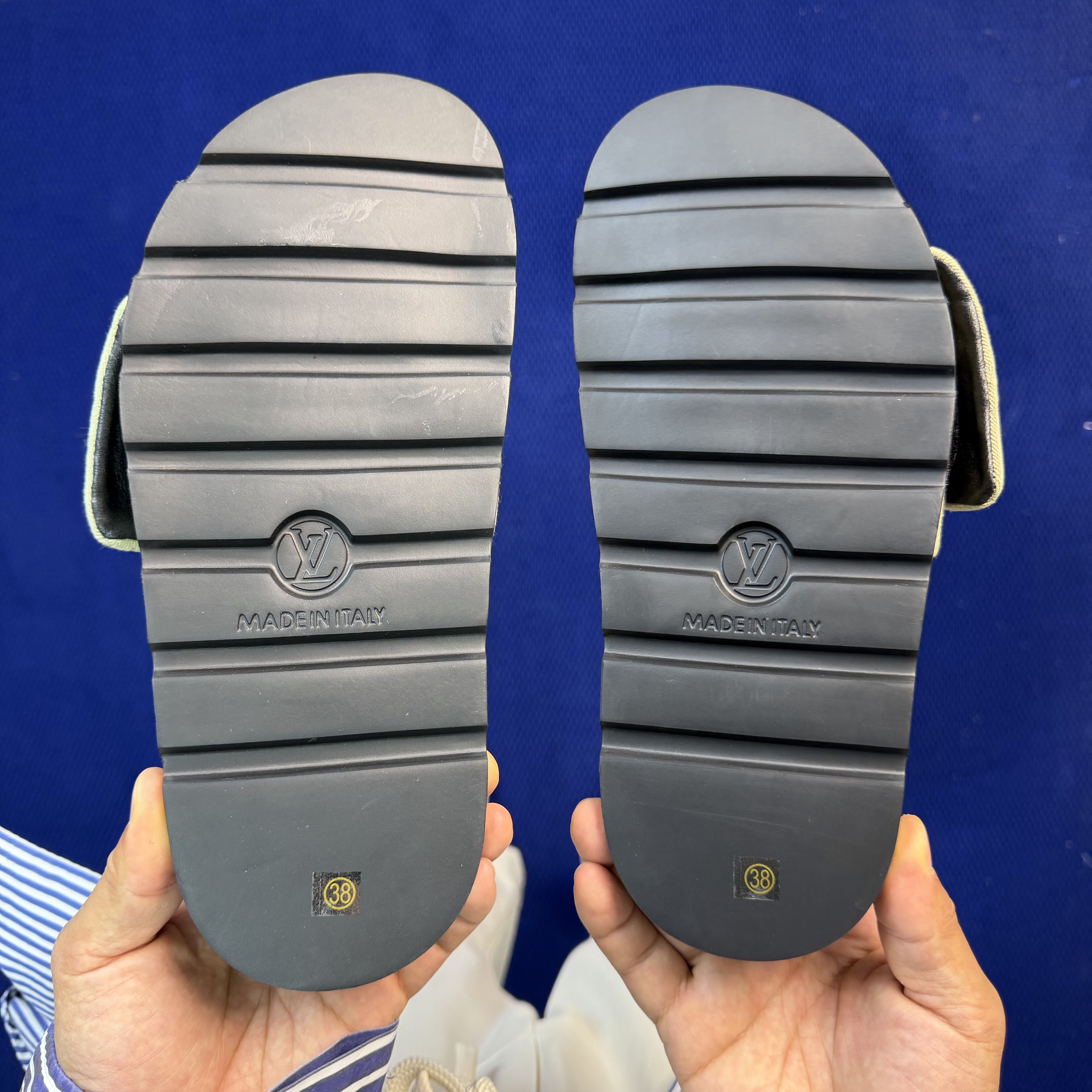 Louis Vuitton LV Pool Pillow Comfort Mule