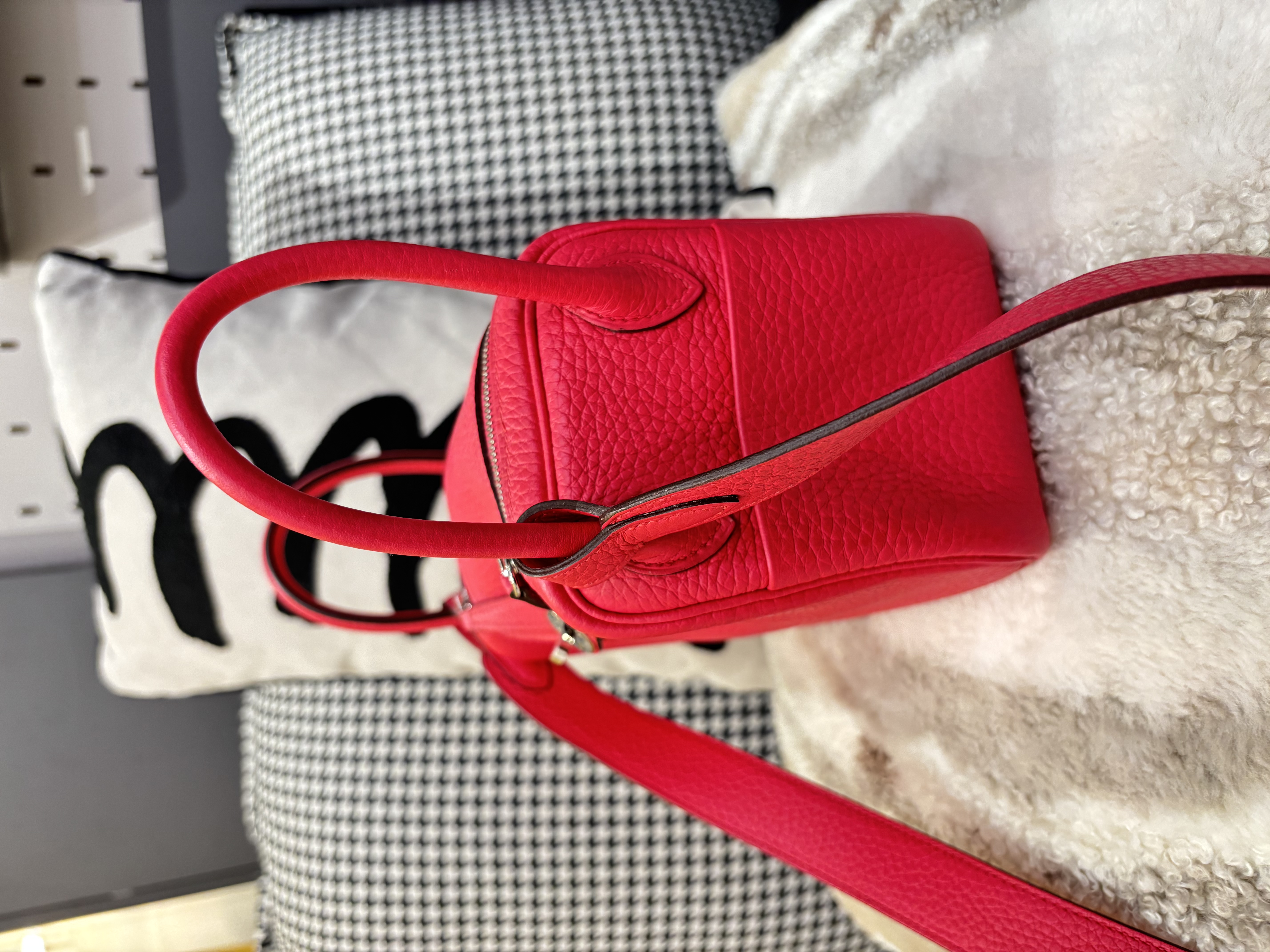 HERMES MINI LINDY ,STAMP Y, ROSE EXTREME CLEMENCE 100%Authentic ,99%new閑置品 ✅專門店收據✅dust bag ✅盒