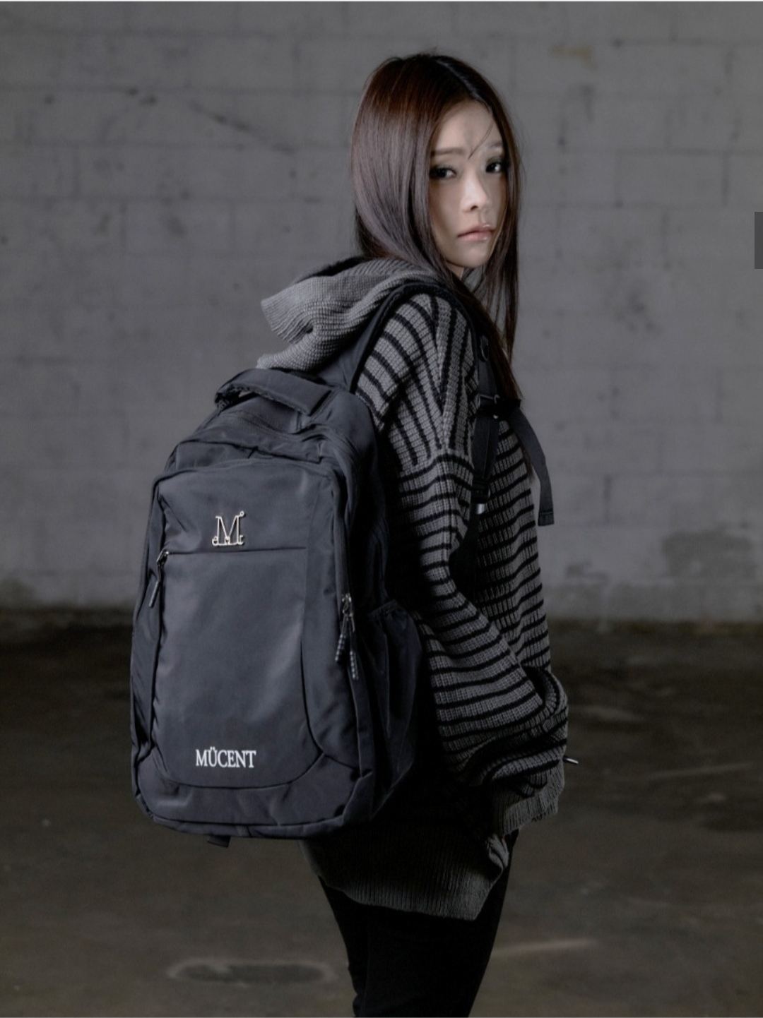 MUCENT Mikey Metal Logo Backpack