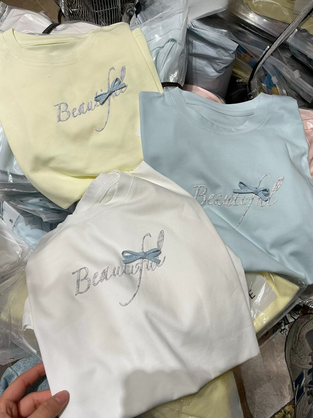 滑棉料刺綉Tee(胸38~42寸 長21.5寸)