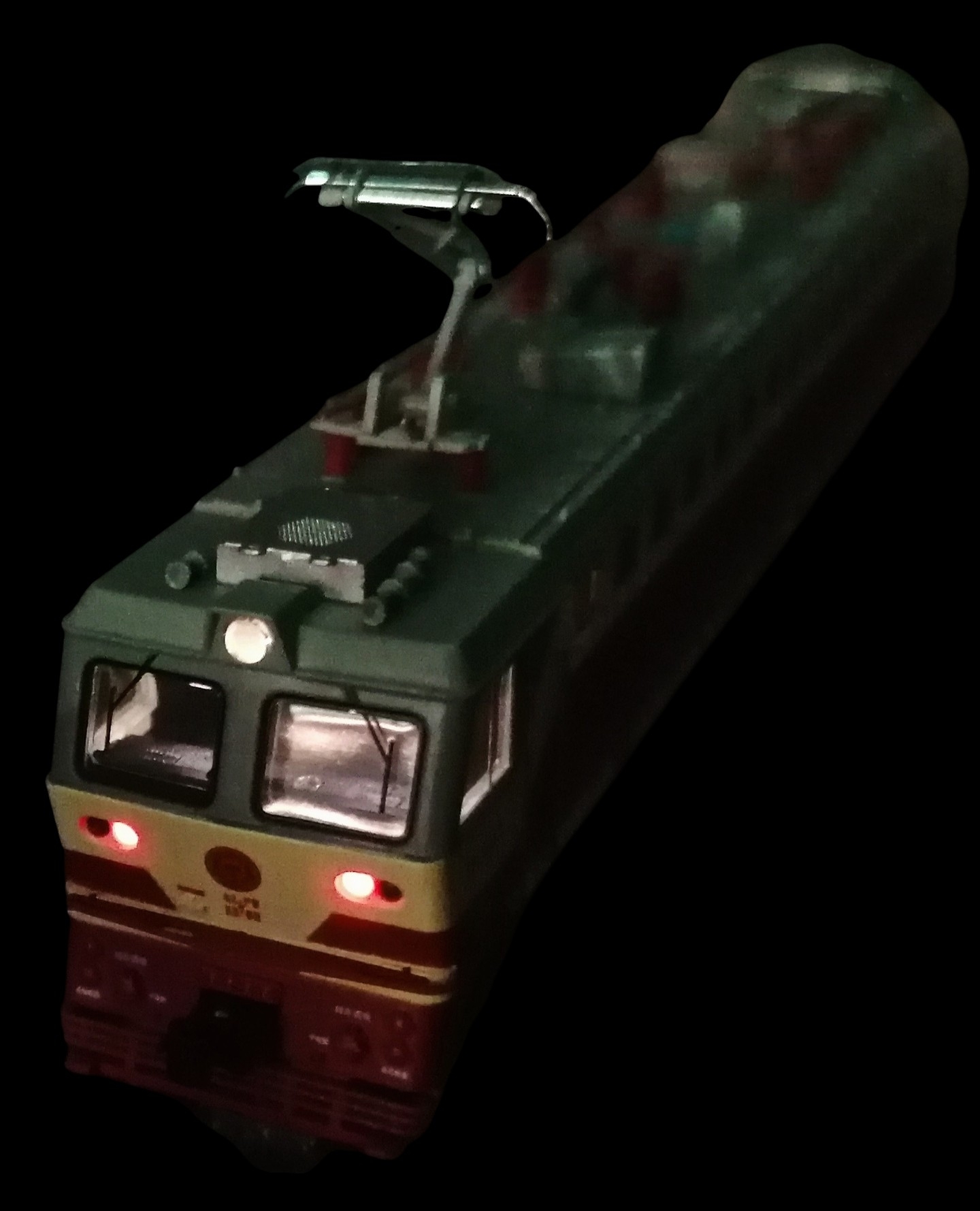 中國電力機車韶山7C N比例 1：160 (三款可選）