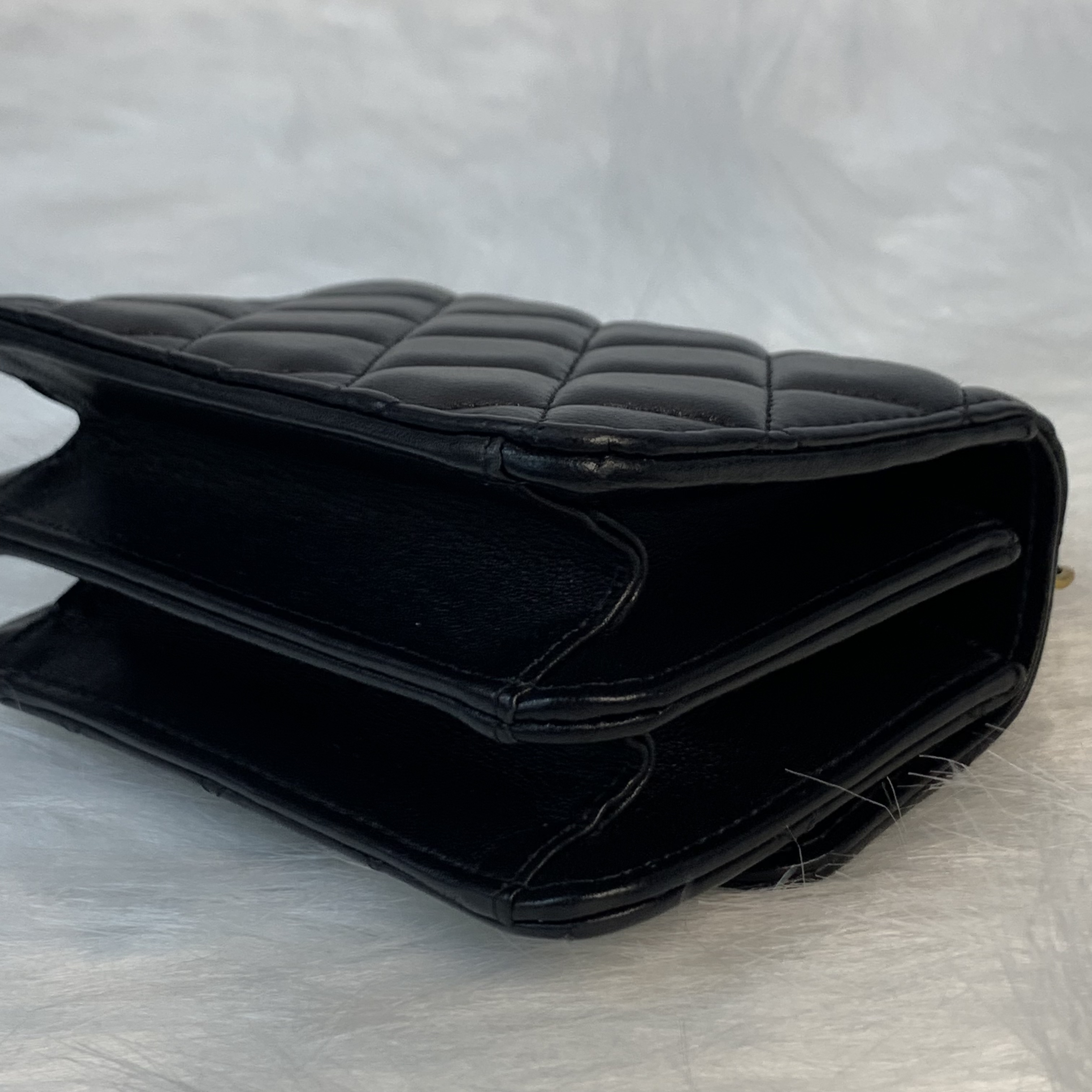 Chanel迷你羊皮豆腐包 小個子最愛💌