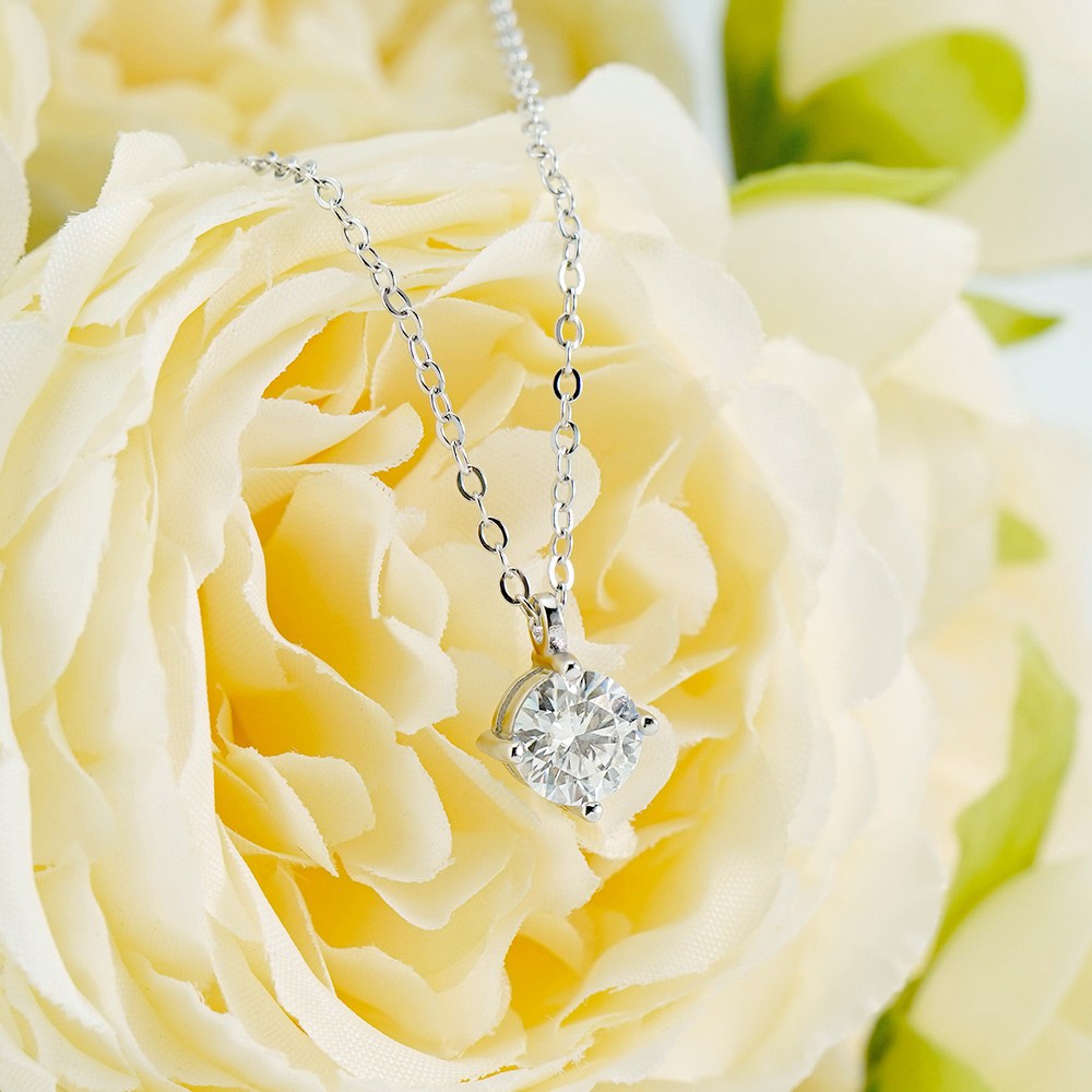 📦訂購 台灣限定 STORY 故事銀飾 北極星一克拉單鑽莫桑石純銀頸鏈