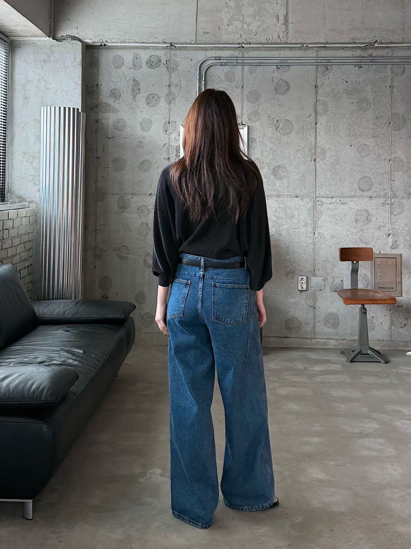 Elegant dolman sleeve ribbed top