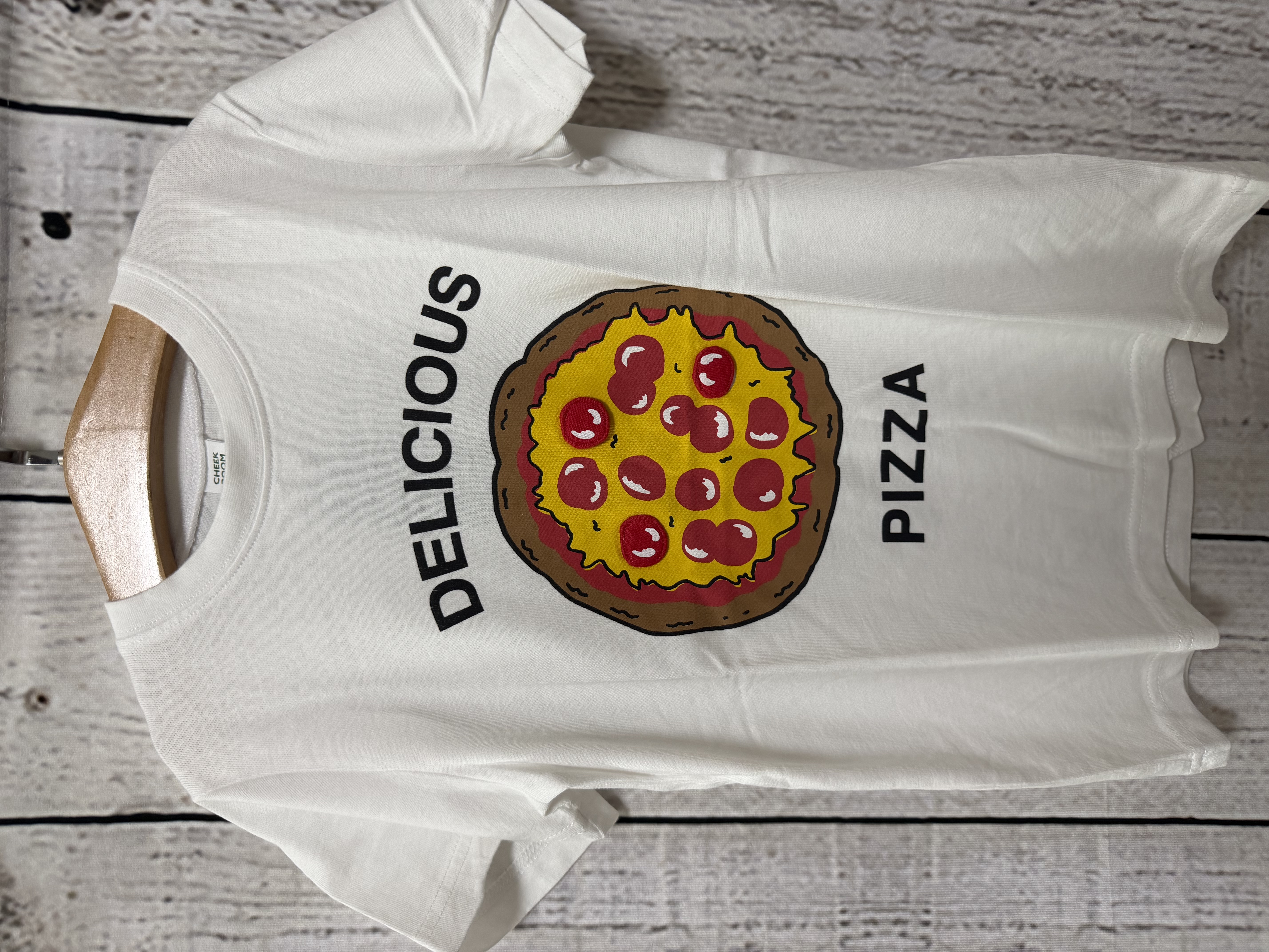 <門市現貨清貨 🈹>日牌CHEEKROOM Pizza圖案短袖衫(440139)