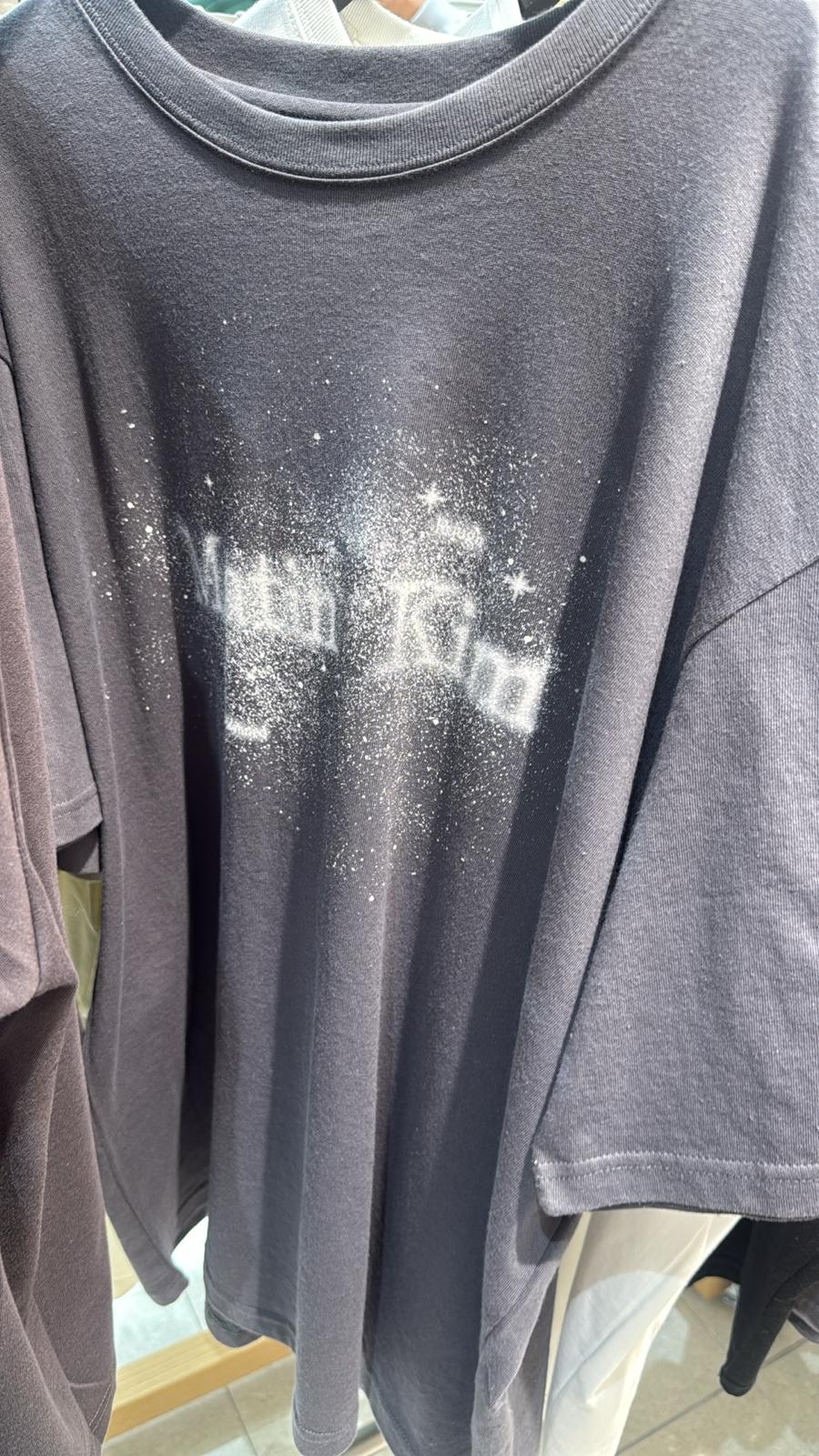 Matin Kim 星空unisex tee 半價sale black