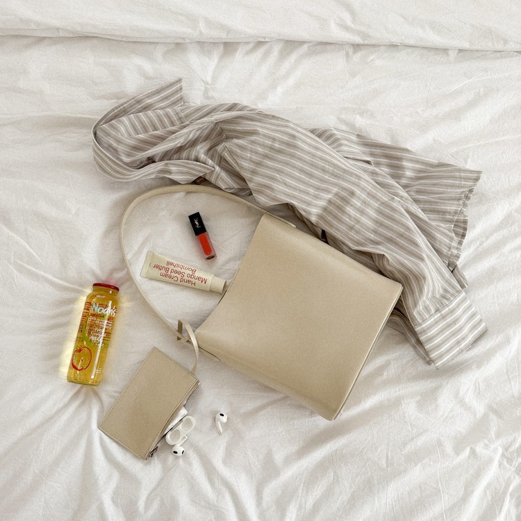 【26SS】 預訂_Selling Bag with pouch By Bucks & leather