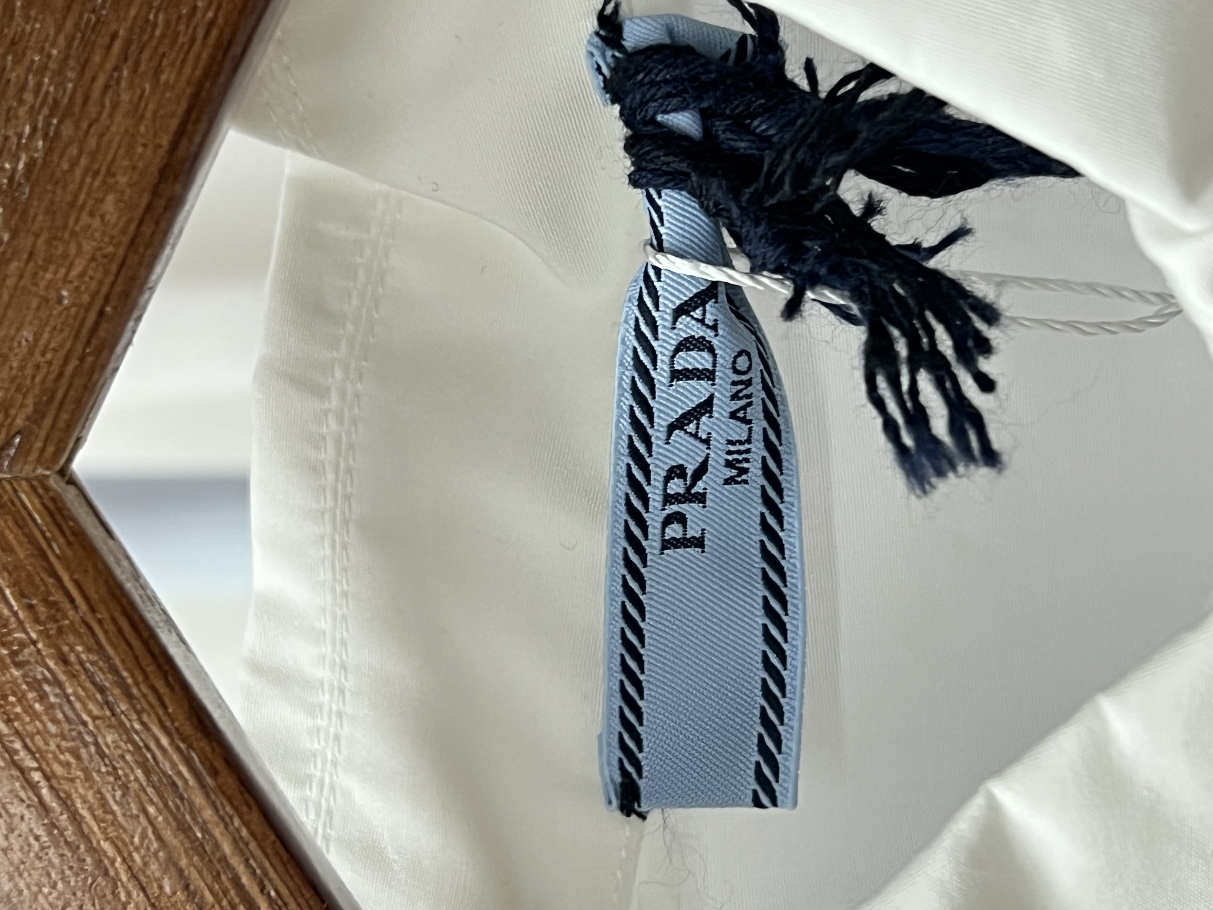 Unused Item PRADA Zip-Up Poplin Shirt / Product Code: 26051019