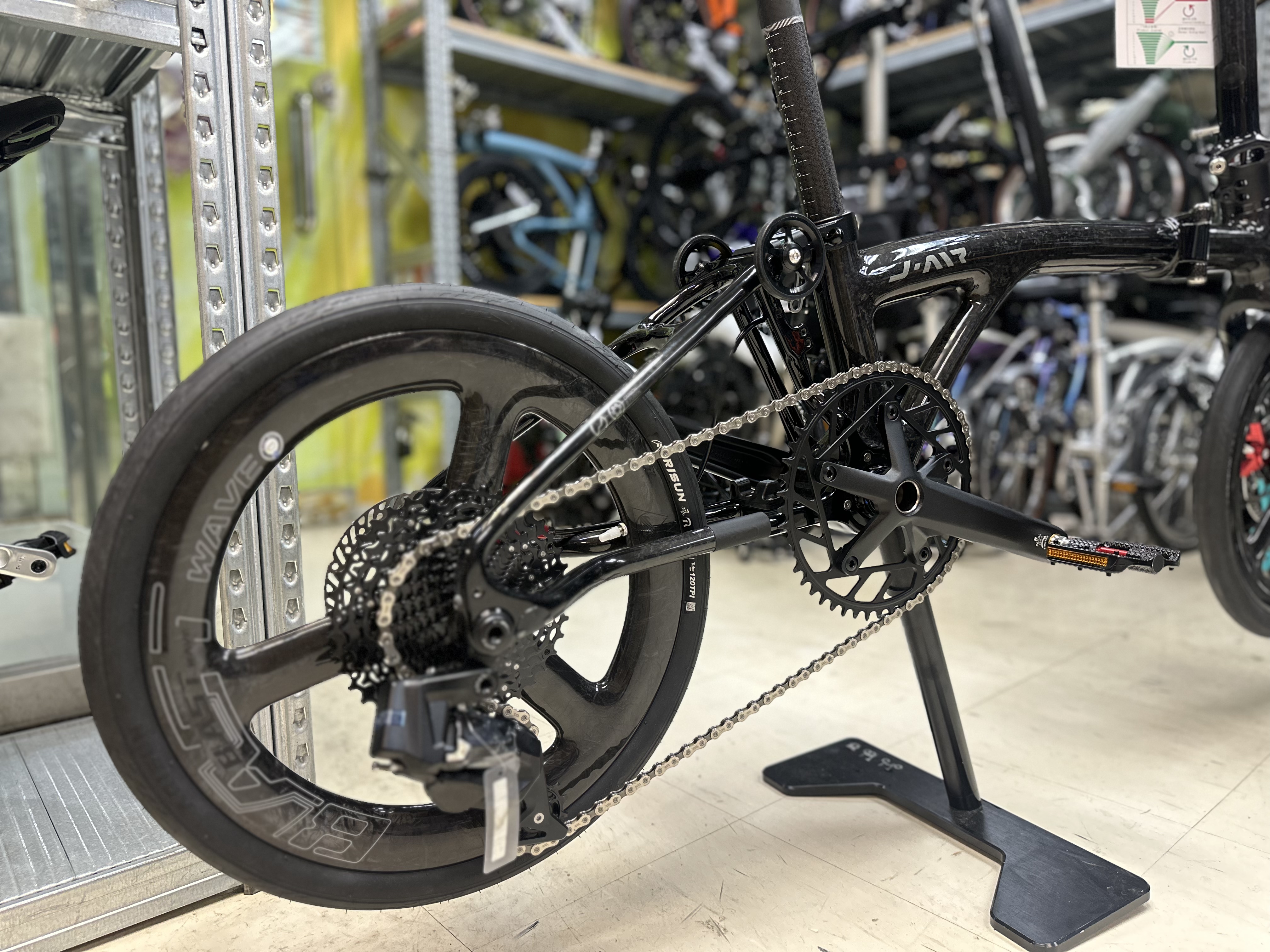 Java Neo 349 carbon + Blastwave carbon wheel 