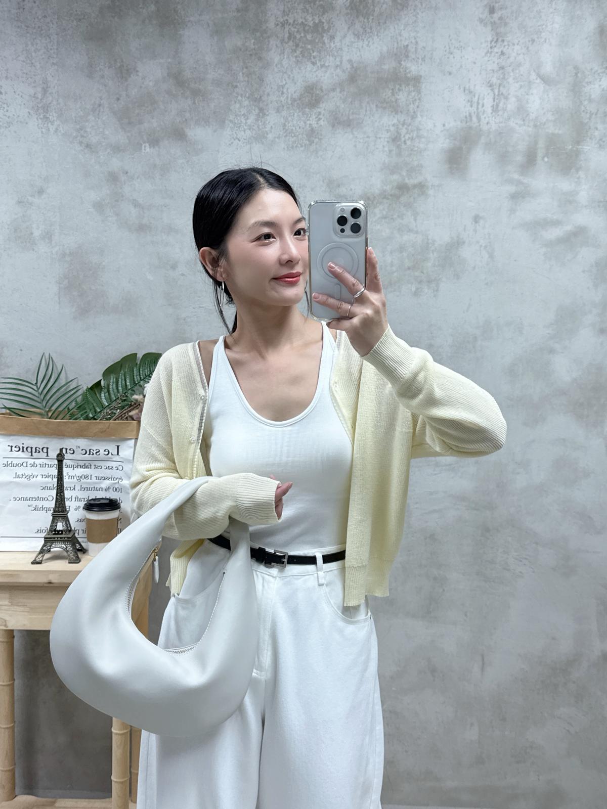 D19 半透紗邊線外套