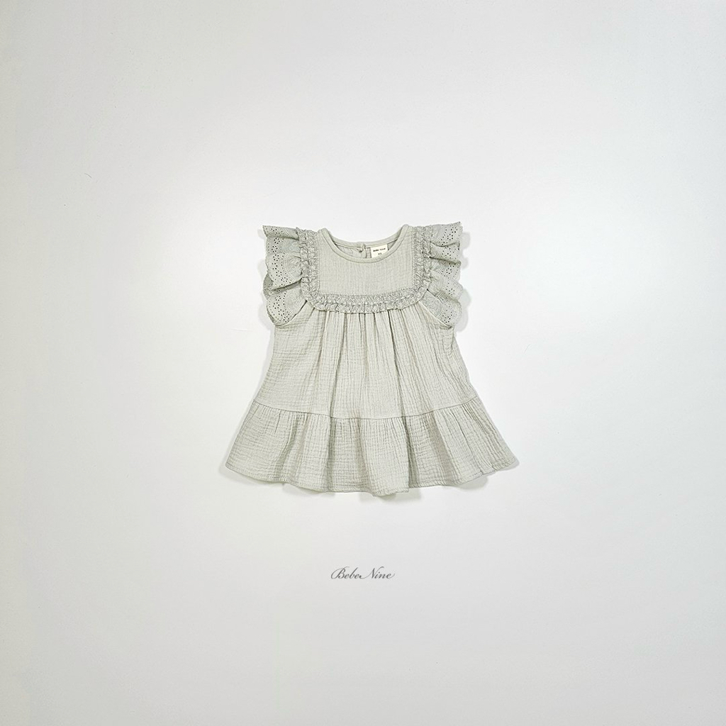 ☀️預訂 韓國直送☀️🇰🇷Bebenine兩色蕾絲荷葉邊袖連身裙