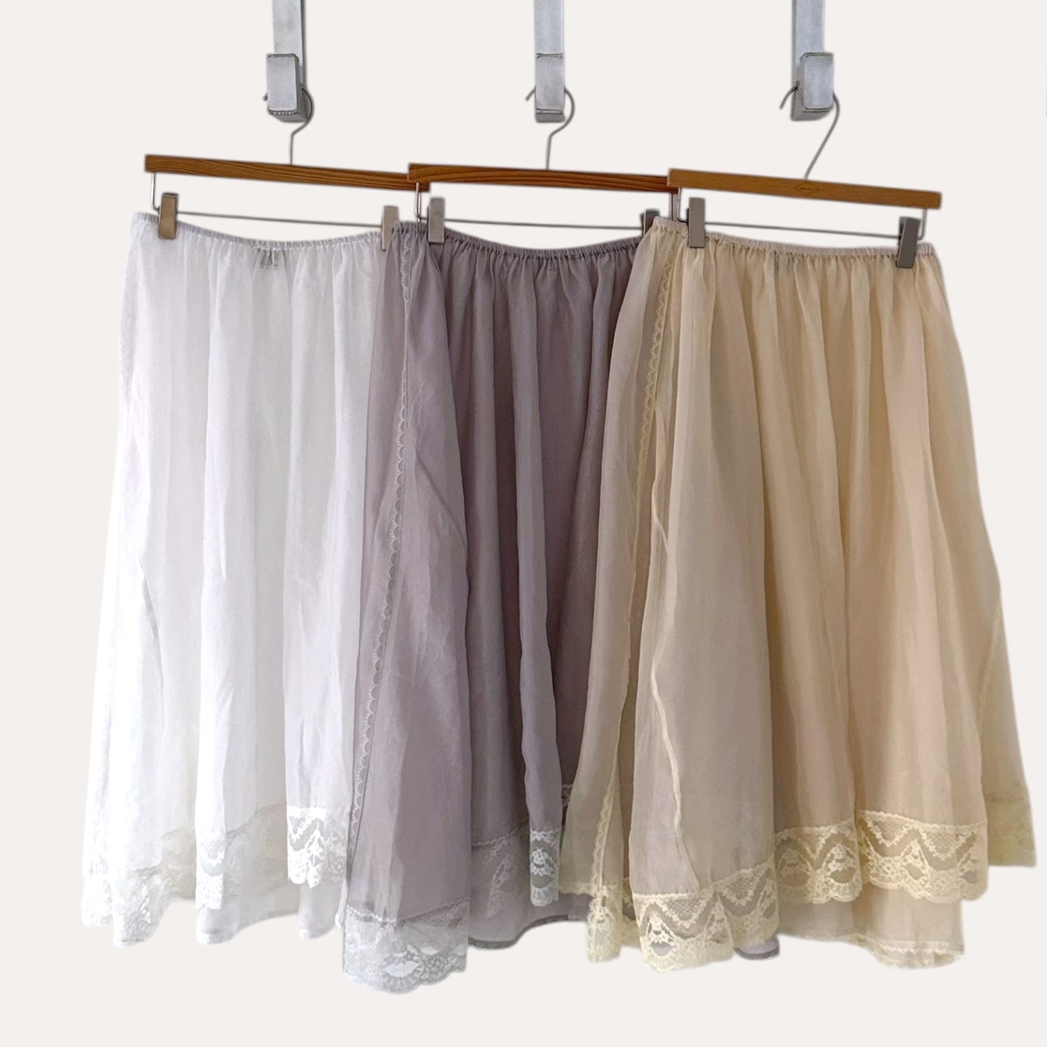 221015 滑料透紗長裙