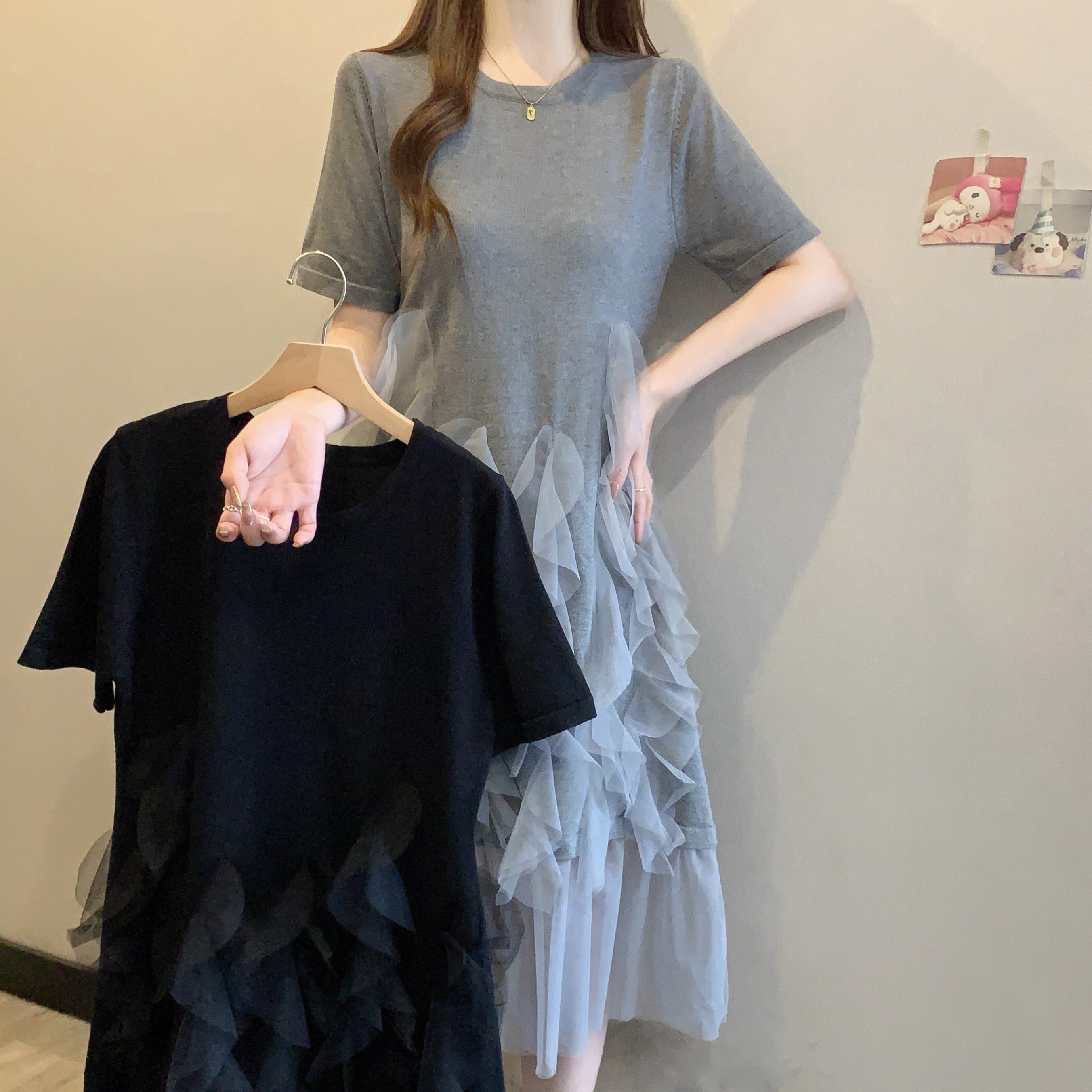 B190(6462) 韩版纯色圆领短袖拼接下摆不规则雪纺纱下摆黑灰针织连身裙