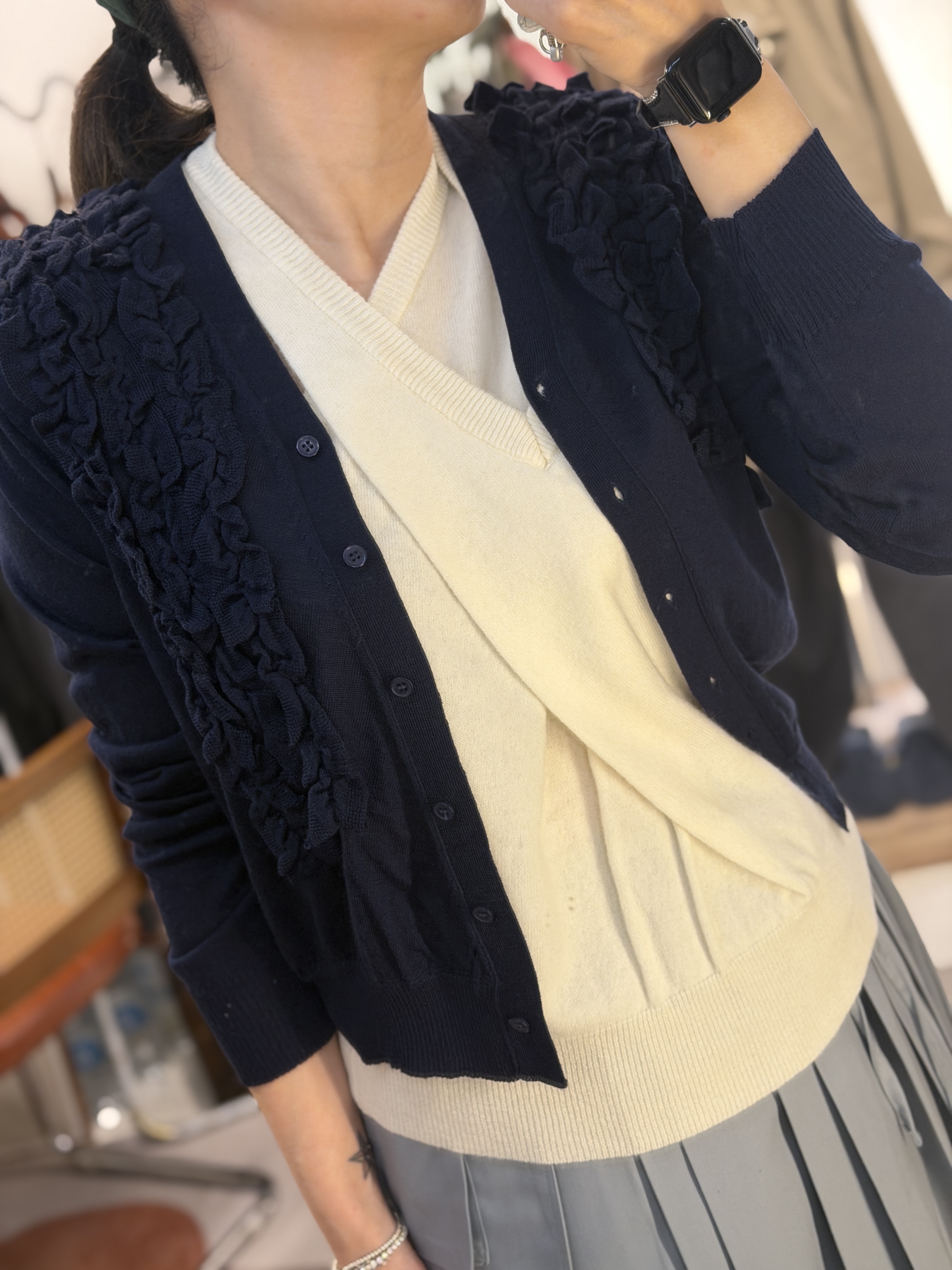 Ruffle details cardigan