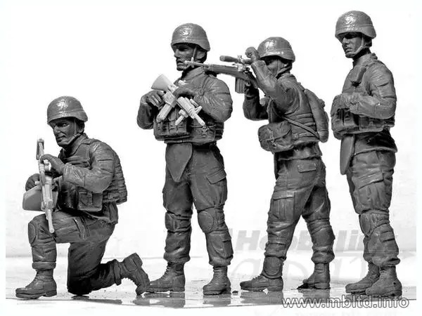 1/35 US Check Point in Iraq
