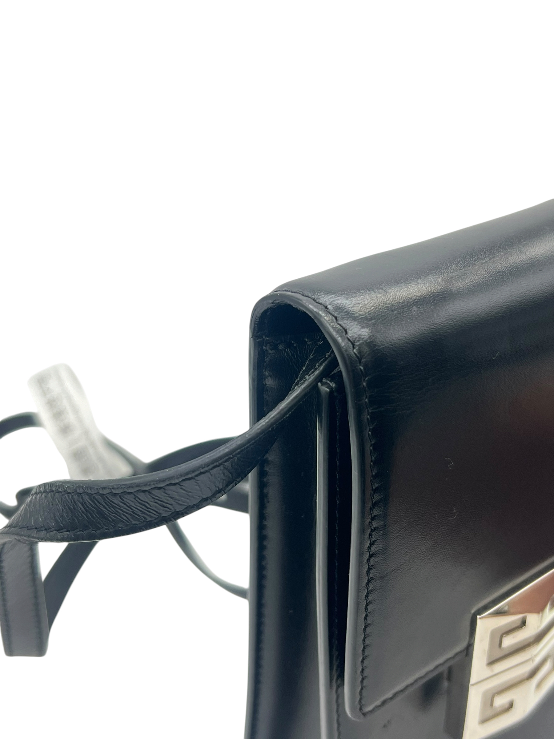 Pre-Owned GIVENCHY 4G Mini Vertical Crossbody Bag / Product Code: 26052304