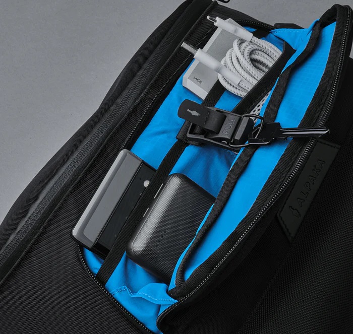 ALPAKA Bravo Sling Max V2 防水防盜側肩(750D)