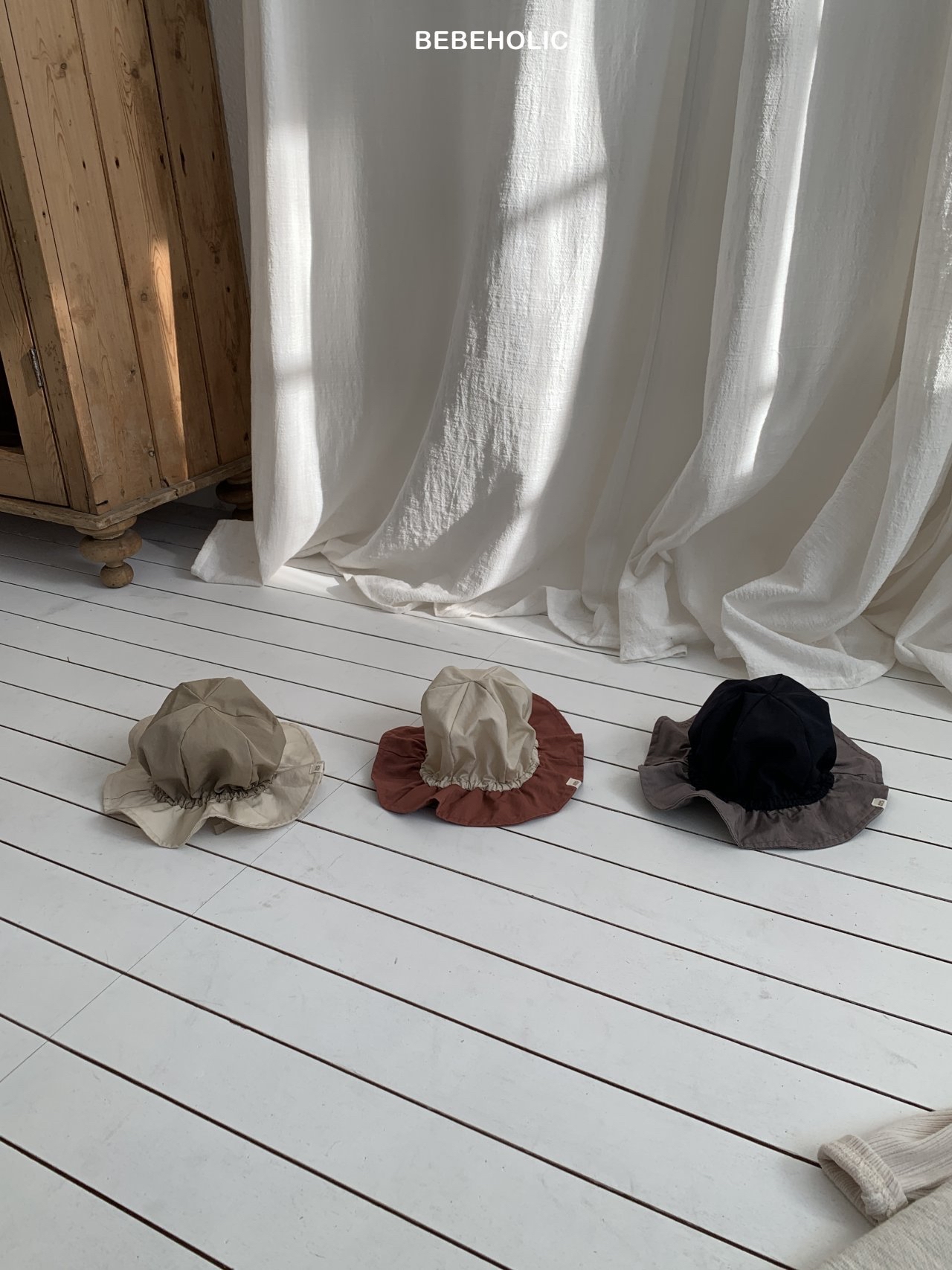 🌸預訂 韓國直送🌸🇰🇷BEBEHOLIC三色標籤拼色綁帶休閑嬰兒帽