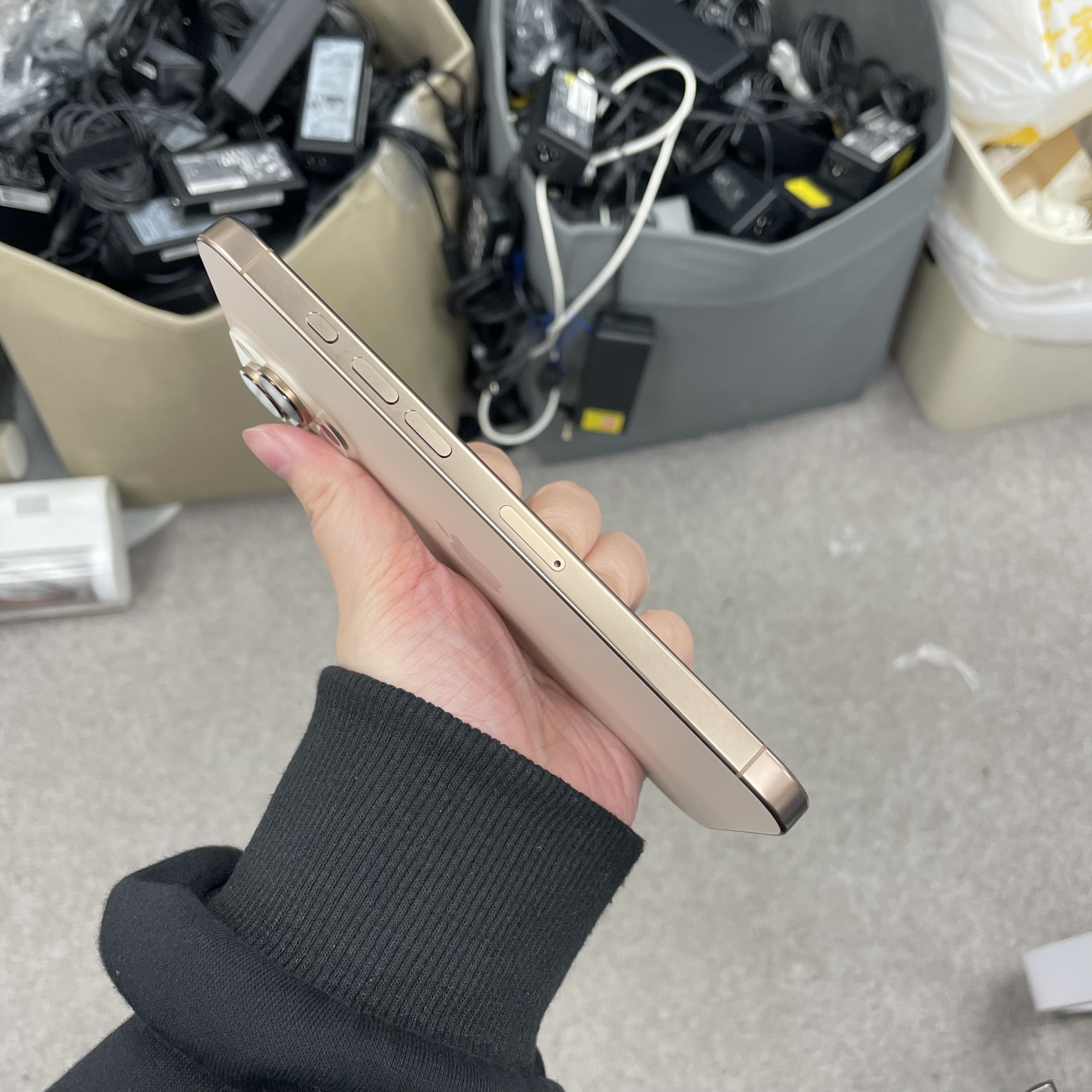 *5926 16 Promax 完美機 256GB 電97 沙色 gold