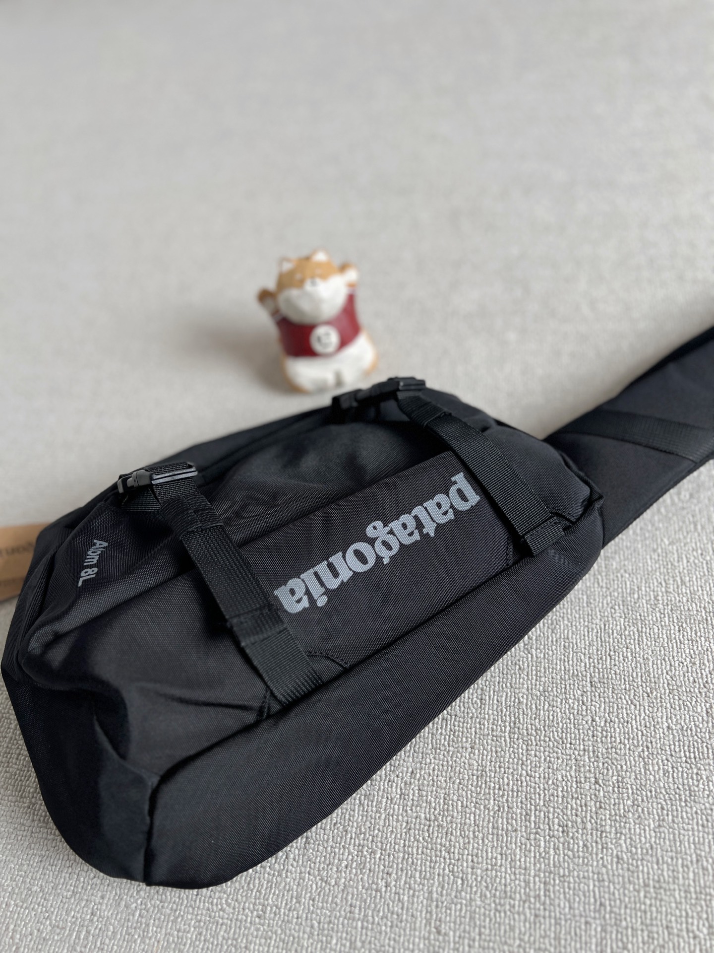 $168隻。2起$160隻。Patagonia 巴塔哥尼亞 水滴胸包 8L（多功能腰包／斜挎包）