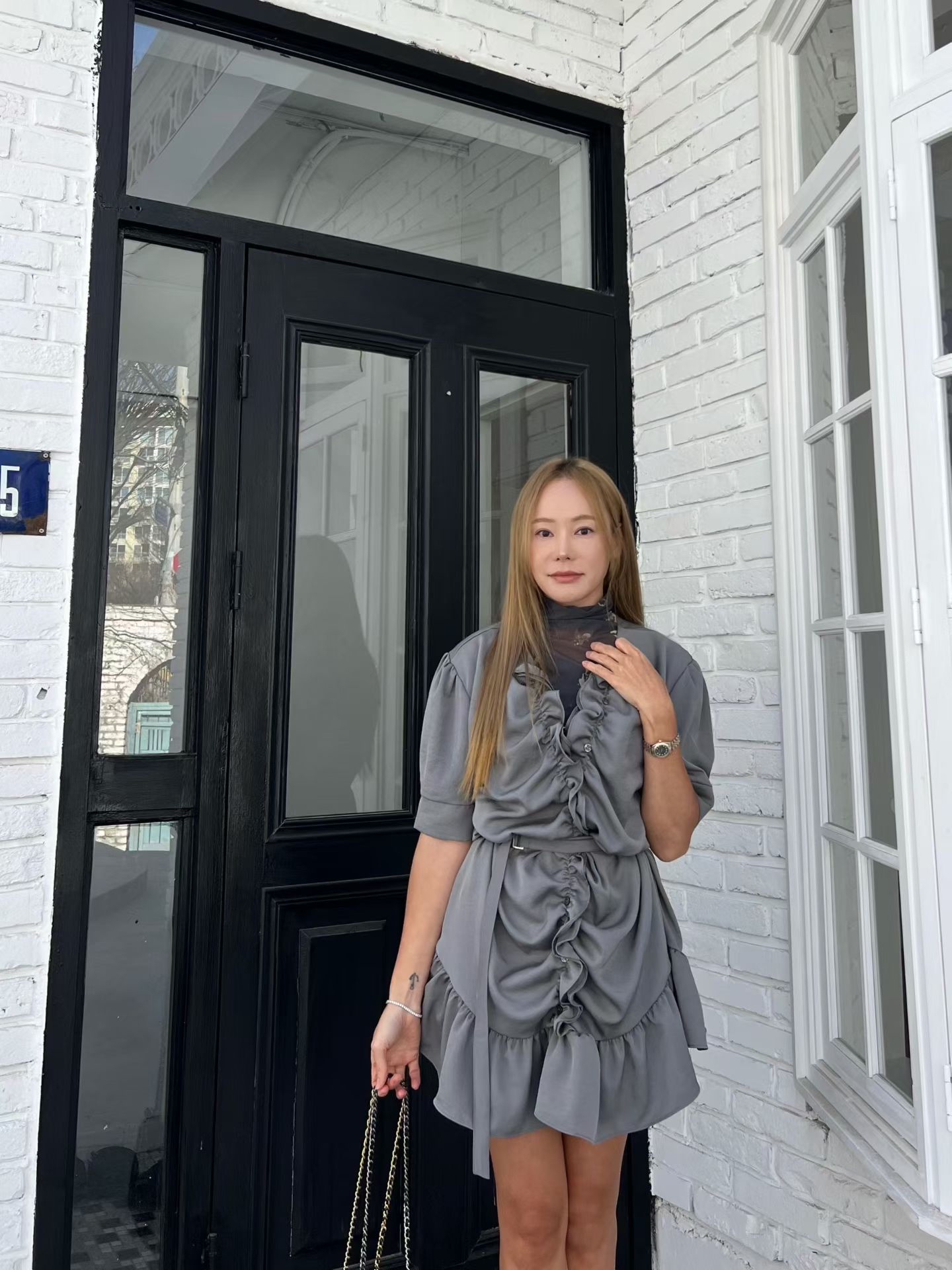 B12 心機ruffle V 領荷葉擺洋裝