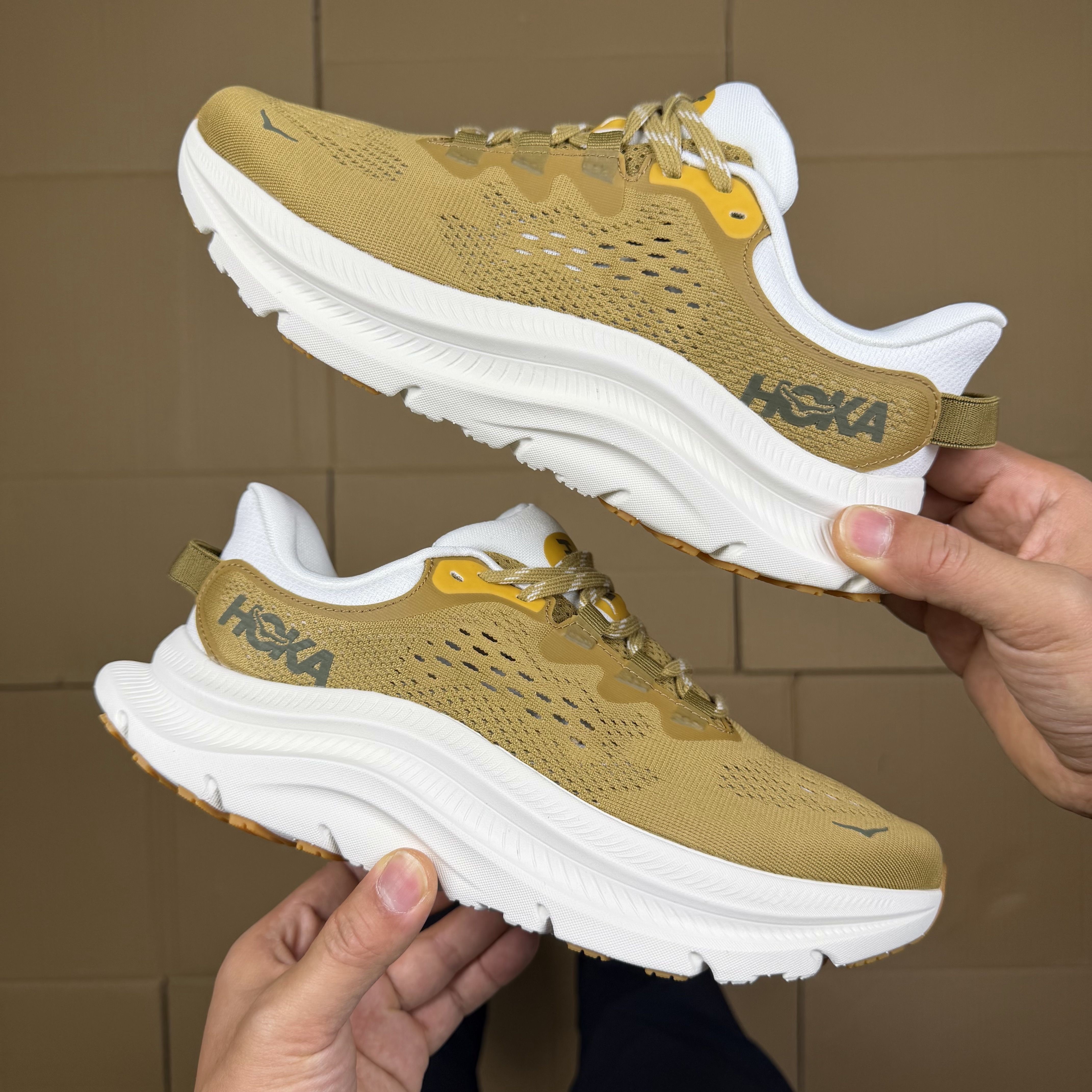 Hoka One One Kawaha 2