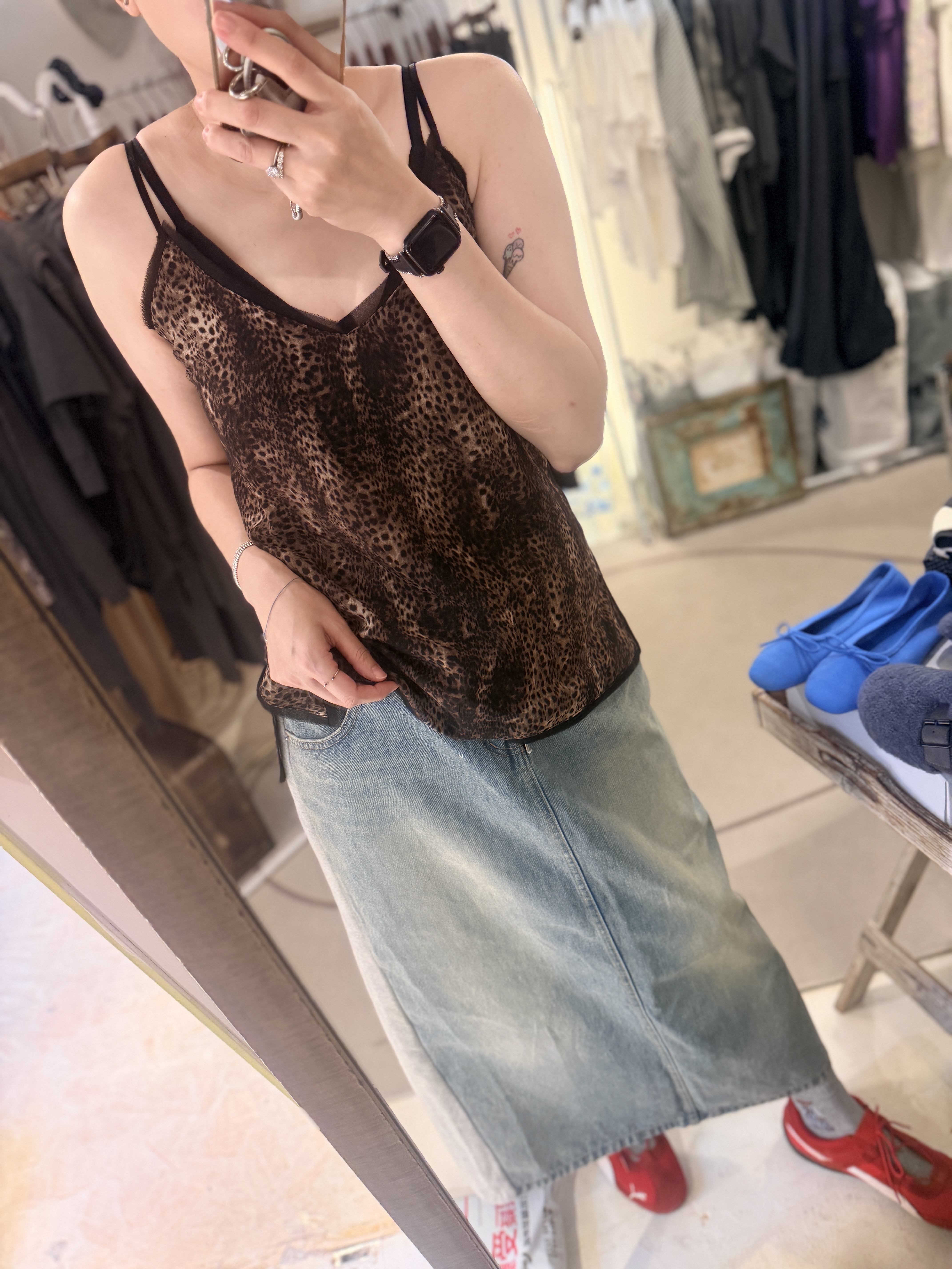 Animal layer vest
