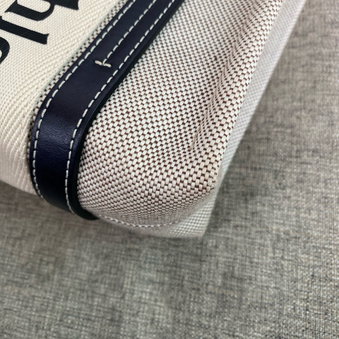 【預訂貨品】 Chloe米白色帆布tote bag