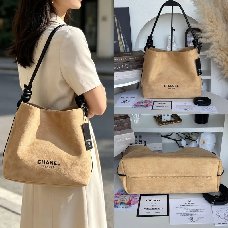 Chanel 海外 VIP 禮贈 水桶 hobo