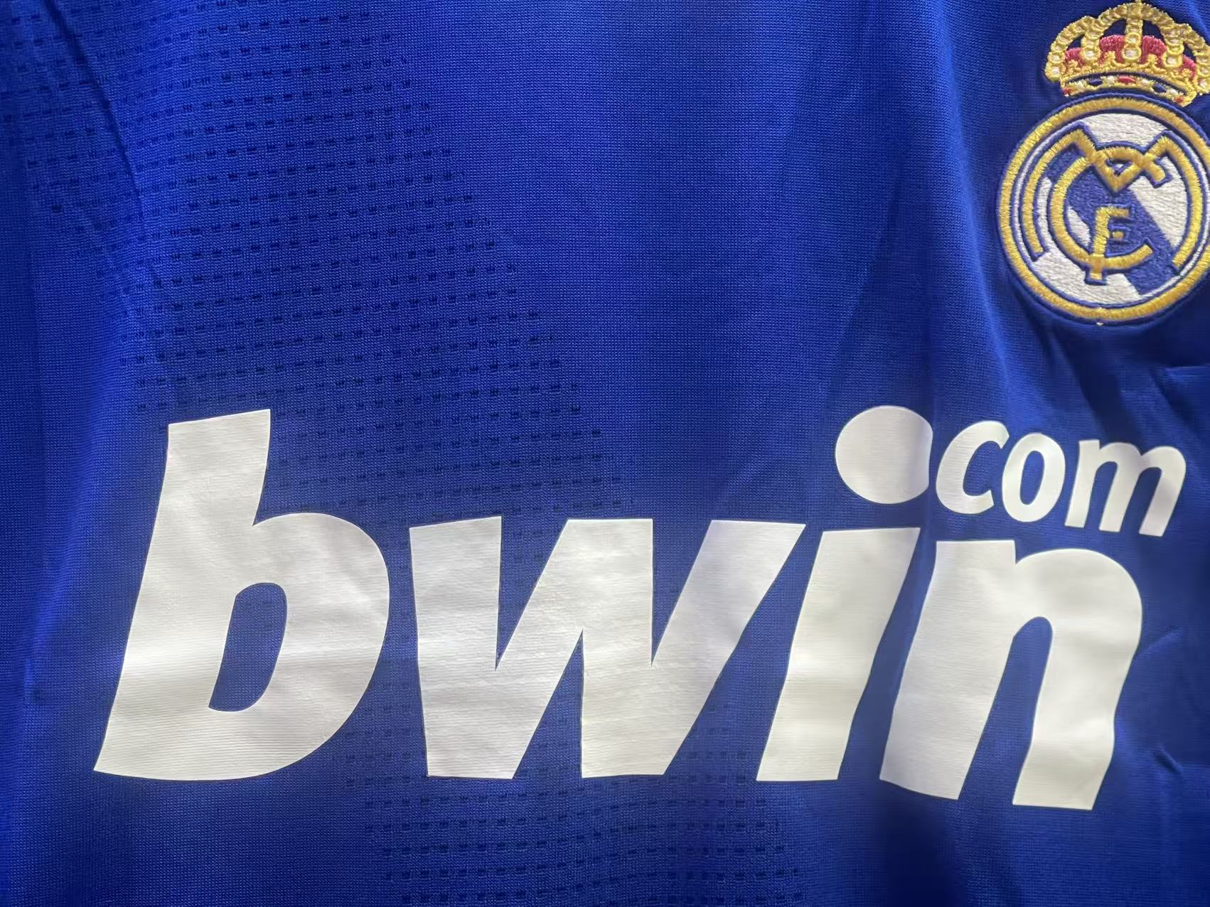 2008-09 Real Madrid Away Shirt Size XL "BNWT"