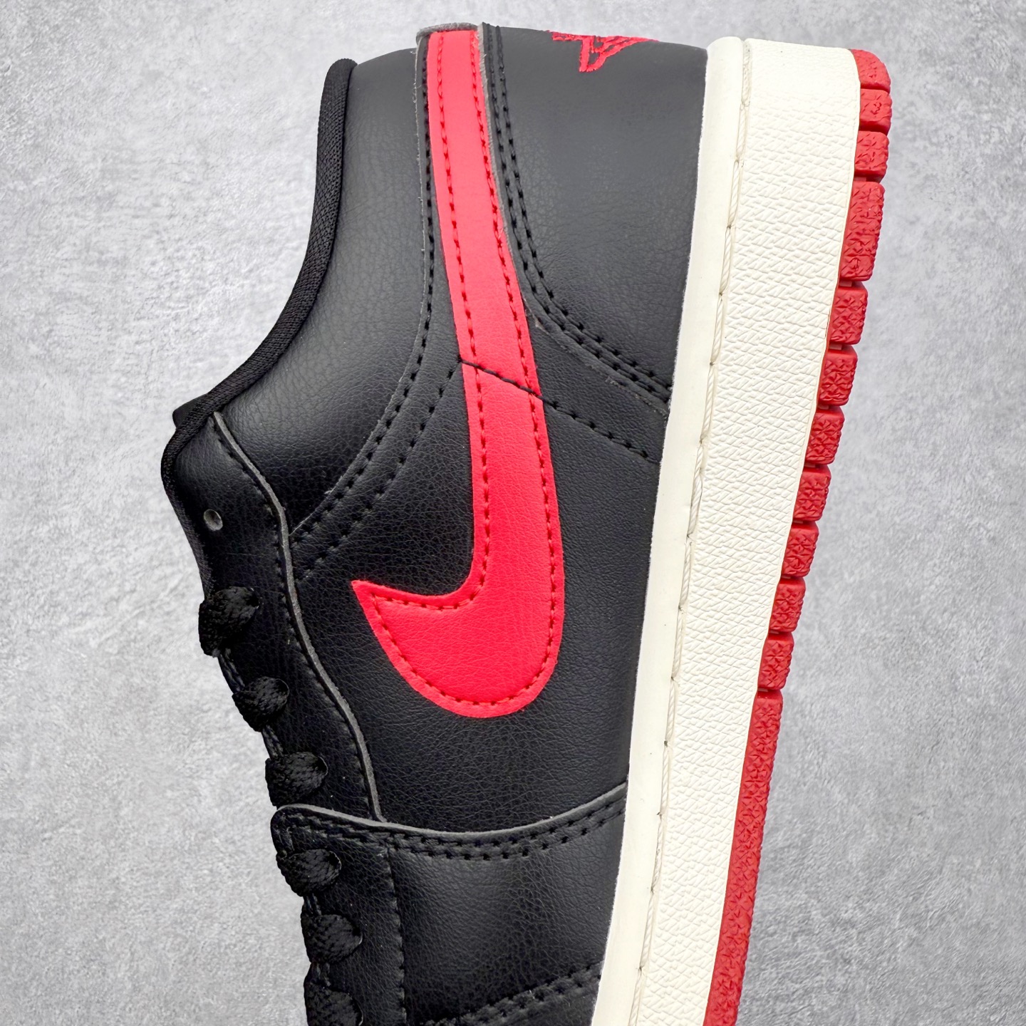 Air Jordan 1 Low DC0774-061 