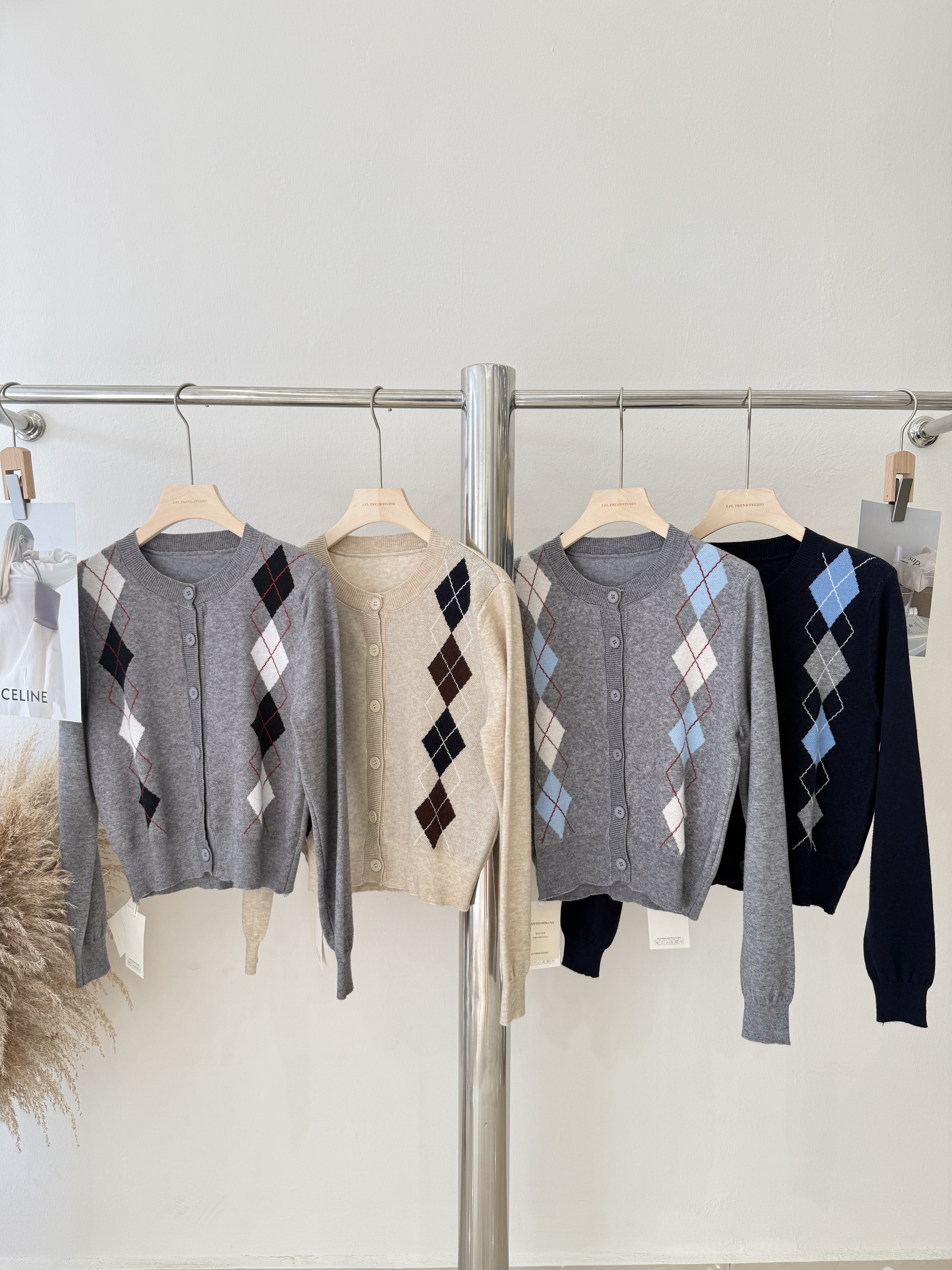 6834 韩系学院风菱形格撞色长袖