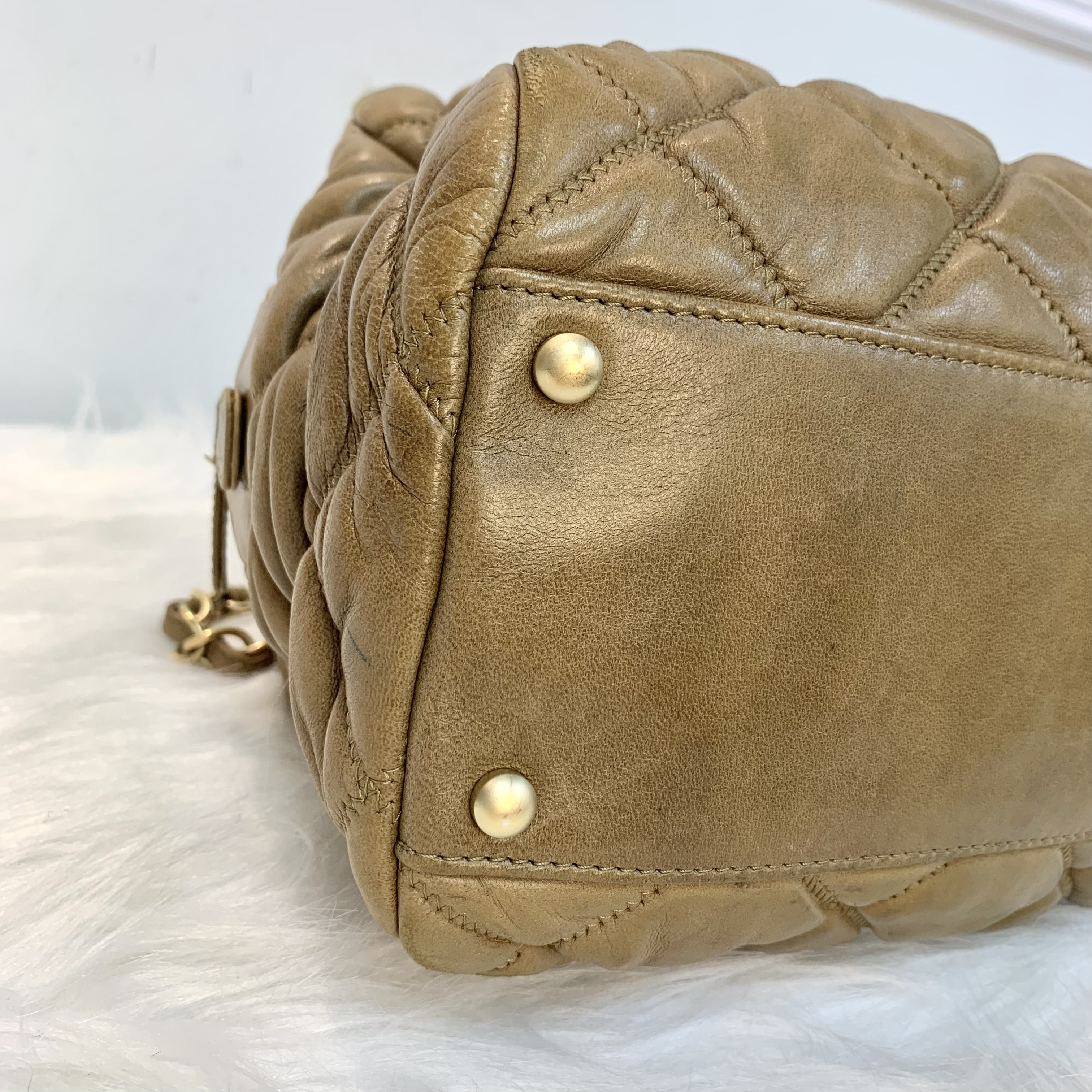 Chanel 羊皮皮革 bubble bag Chain Shoulder金扣鏈帶肩背袋