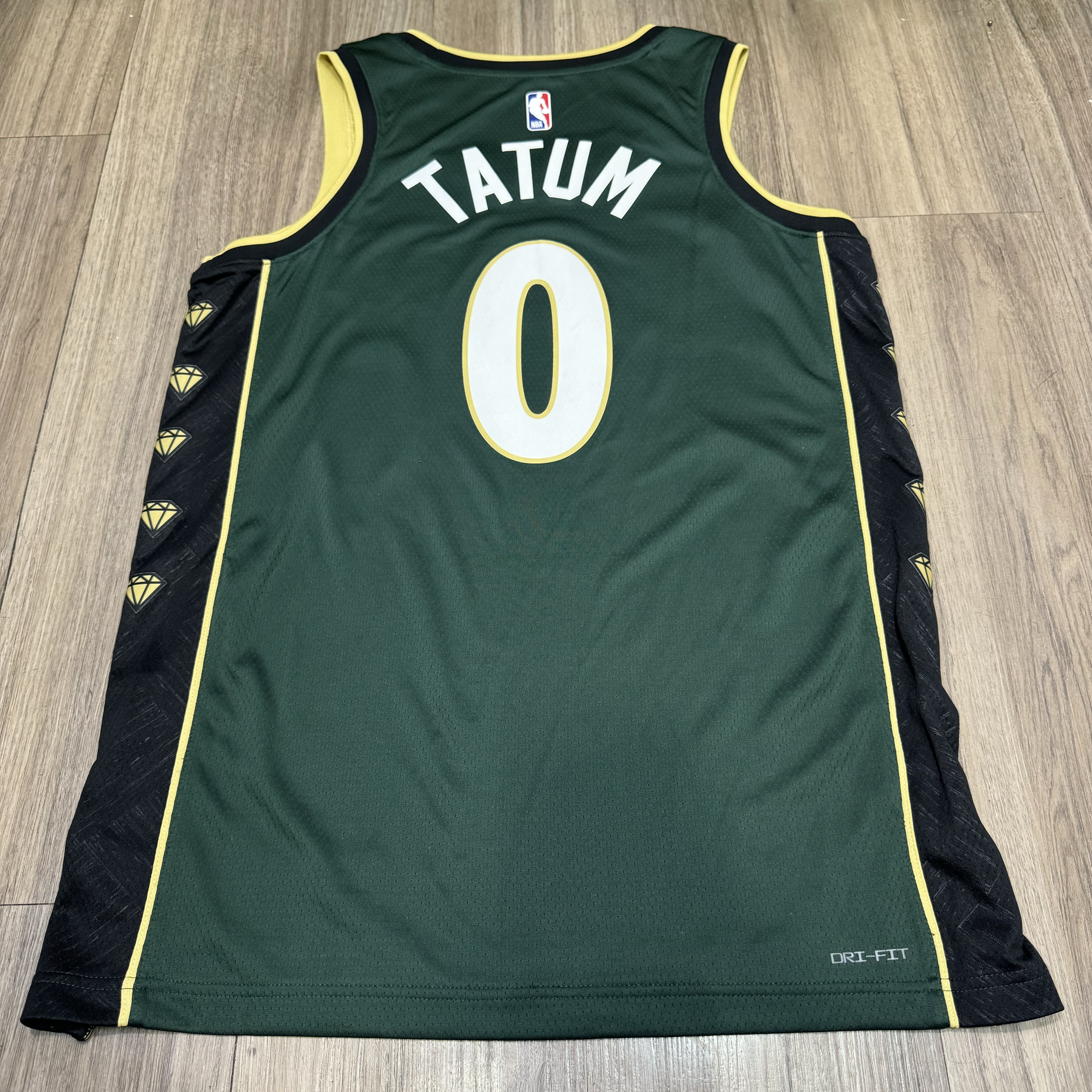 Nike Dri-FIT NBA Boston Celtics Jayson Tatum City Edition 2022/23 Swingman Jersey