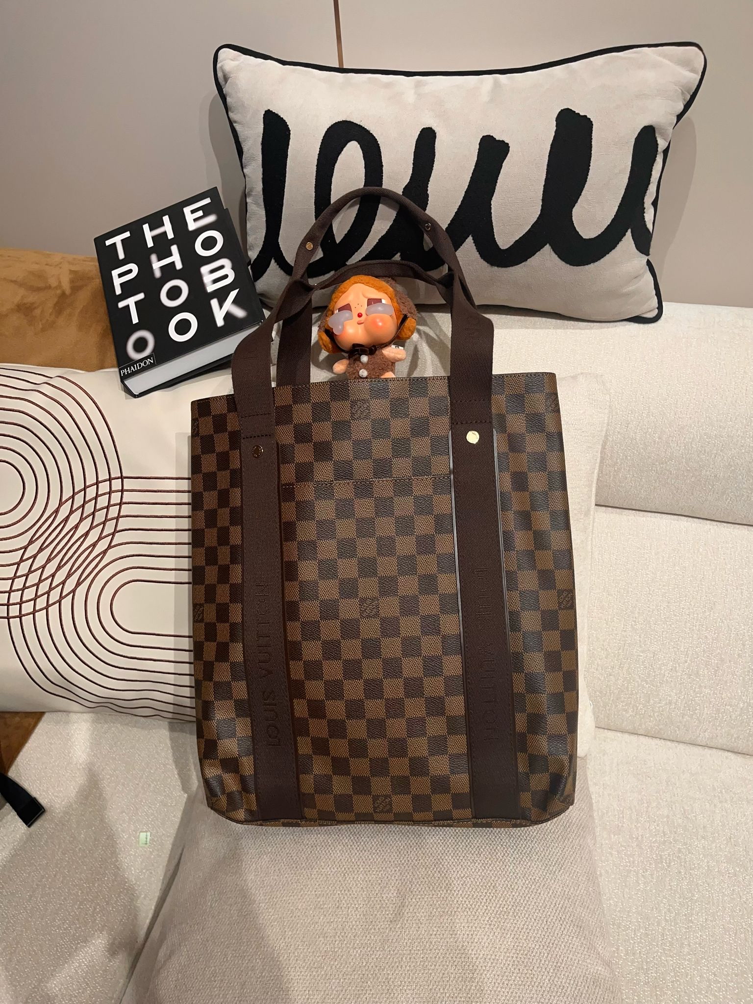 Lv BEAUBOURG tote bag 可放A4 file 100%Authentic ,99%new✅dust bag 