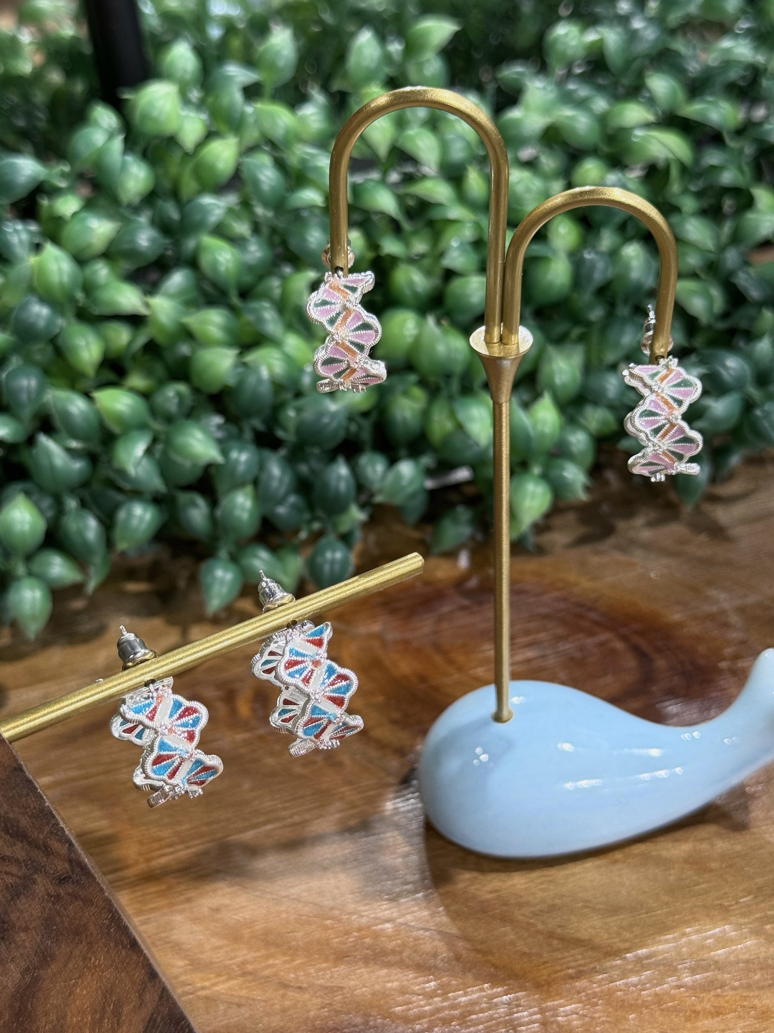 彩翼織影 Wing Mosaic Half Hoop Earrings | 半圈款耳環