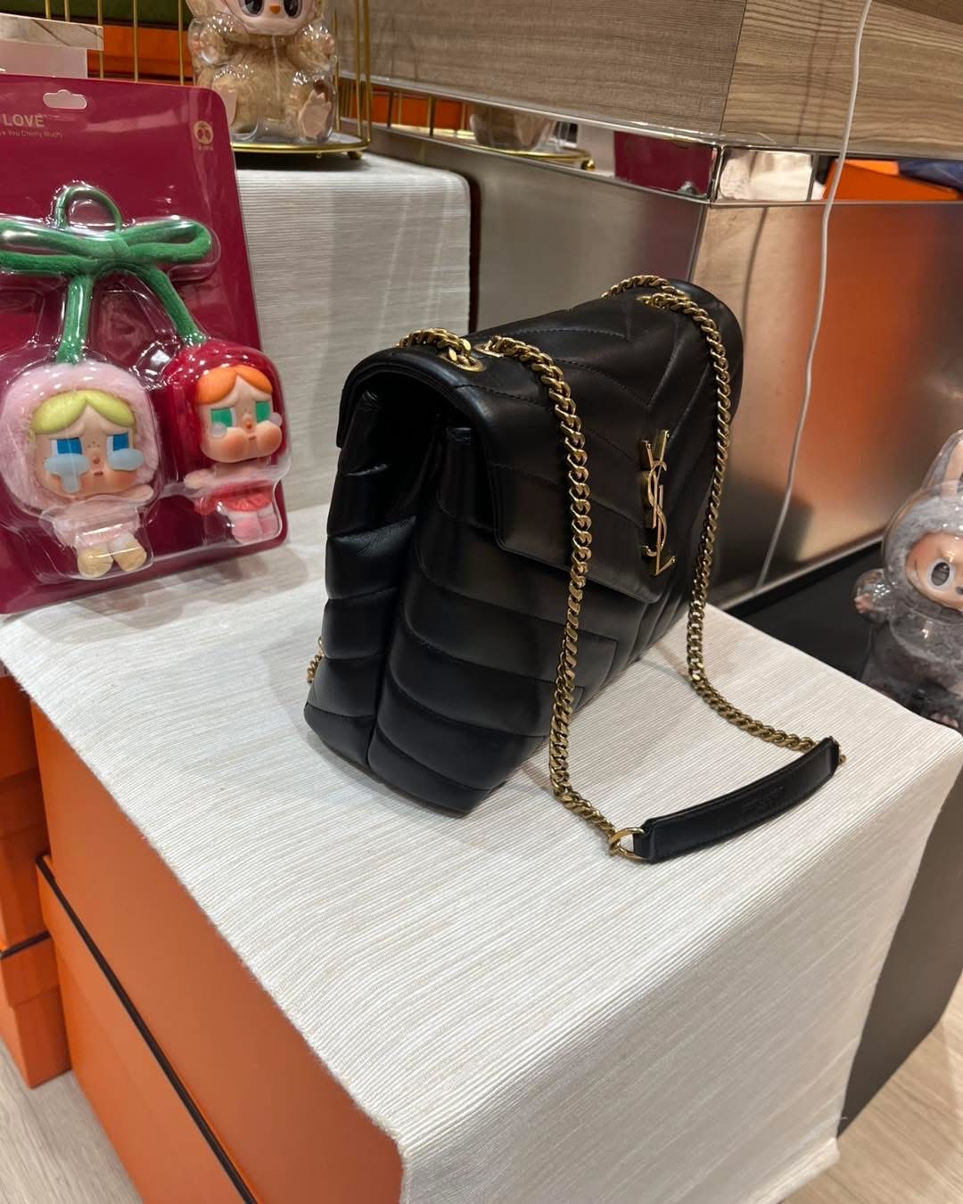 Ysl Loulou small flap bag 黑色牛皮 100%Authentic,98%new ✅card booklet✅dust bag
