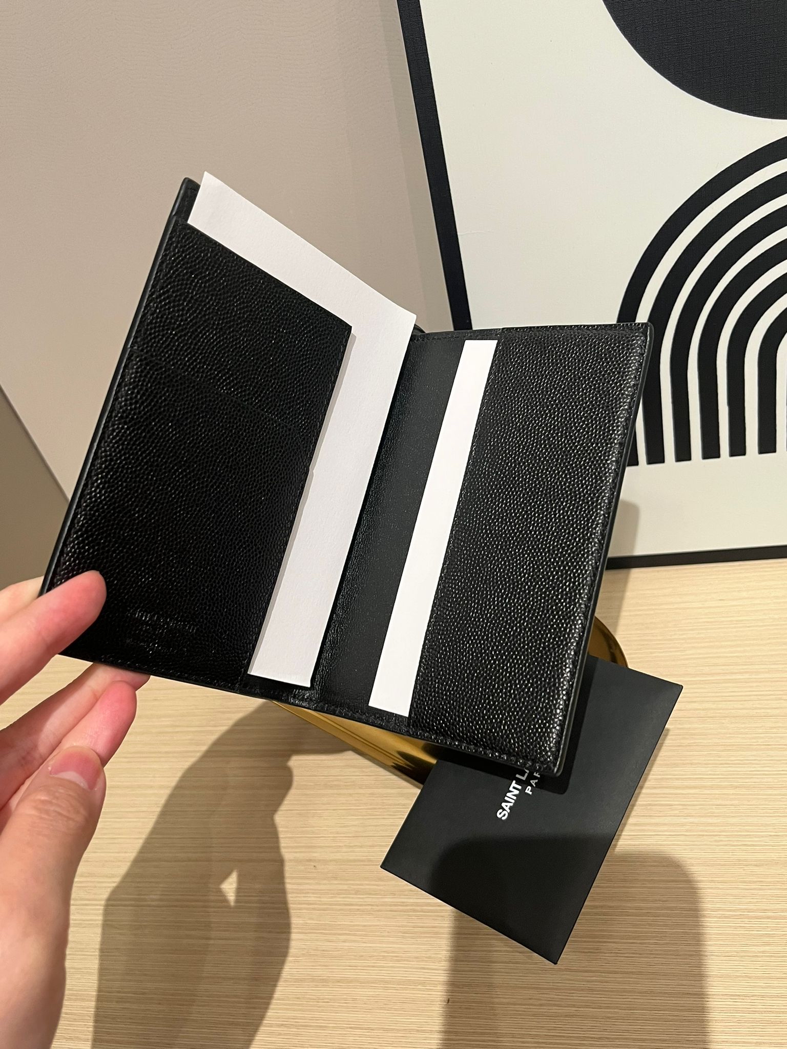 未使用品YSL Passport Case 黑色粒面牛皮 100%Authentic, Unused