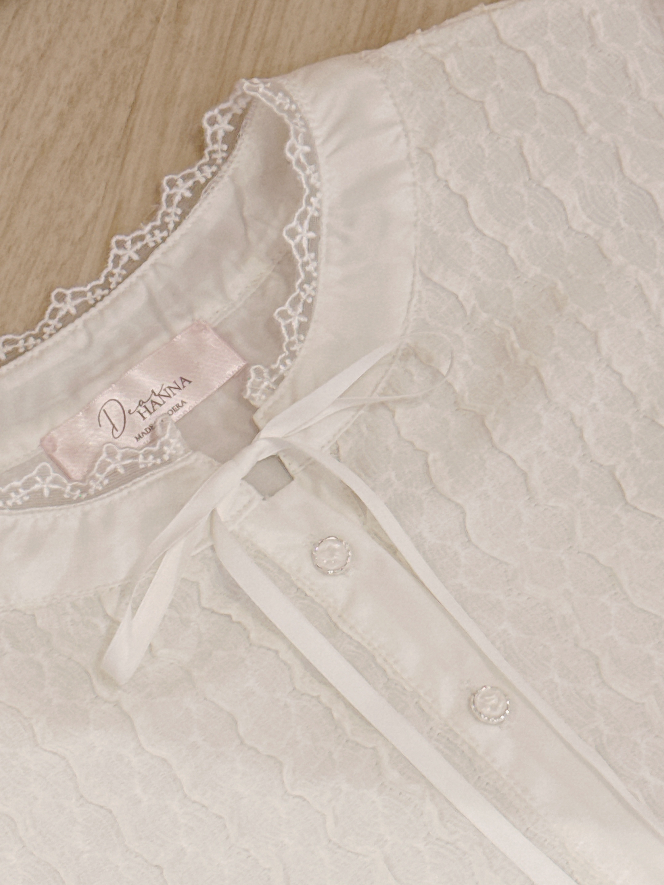 #HANNA-made# The Heiress Ruffle Ribbon Blouse