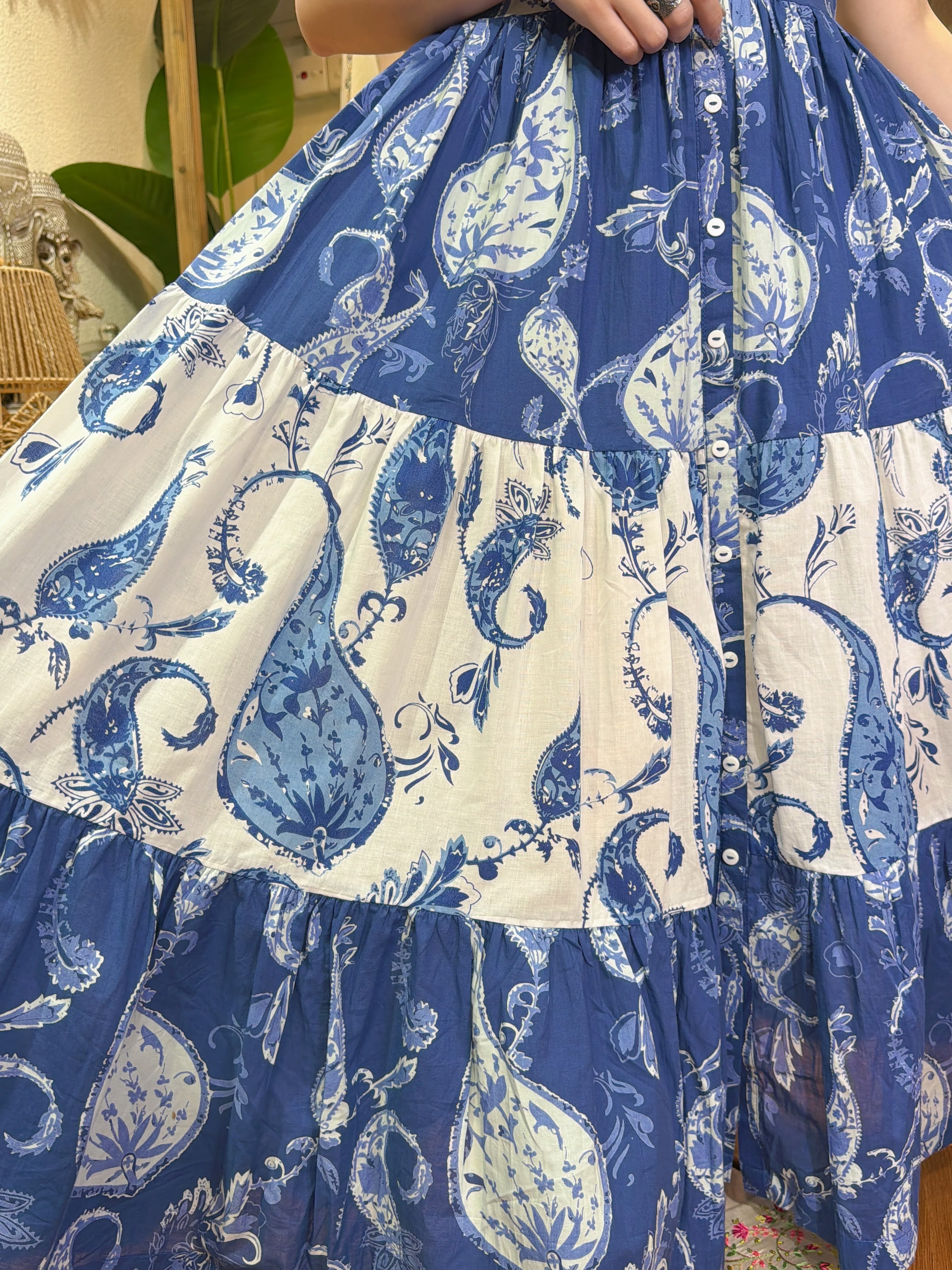 2106 Blue X White Water Colour Sleeveless OP 50"