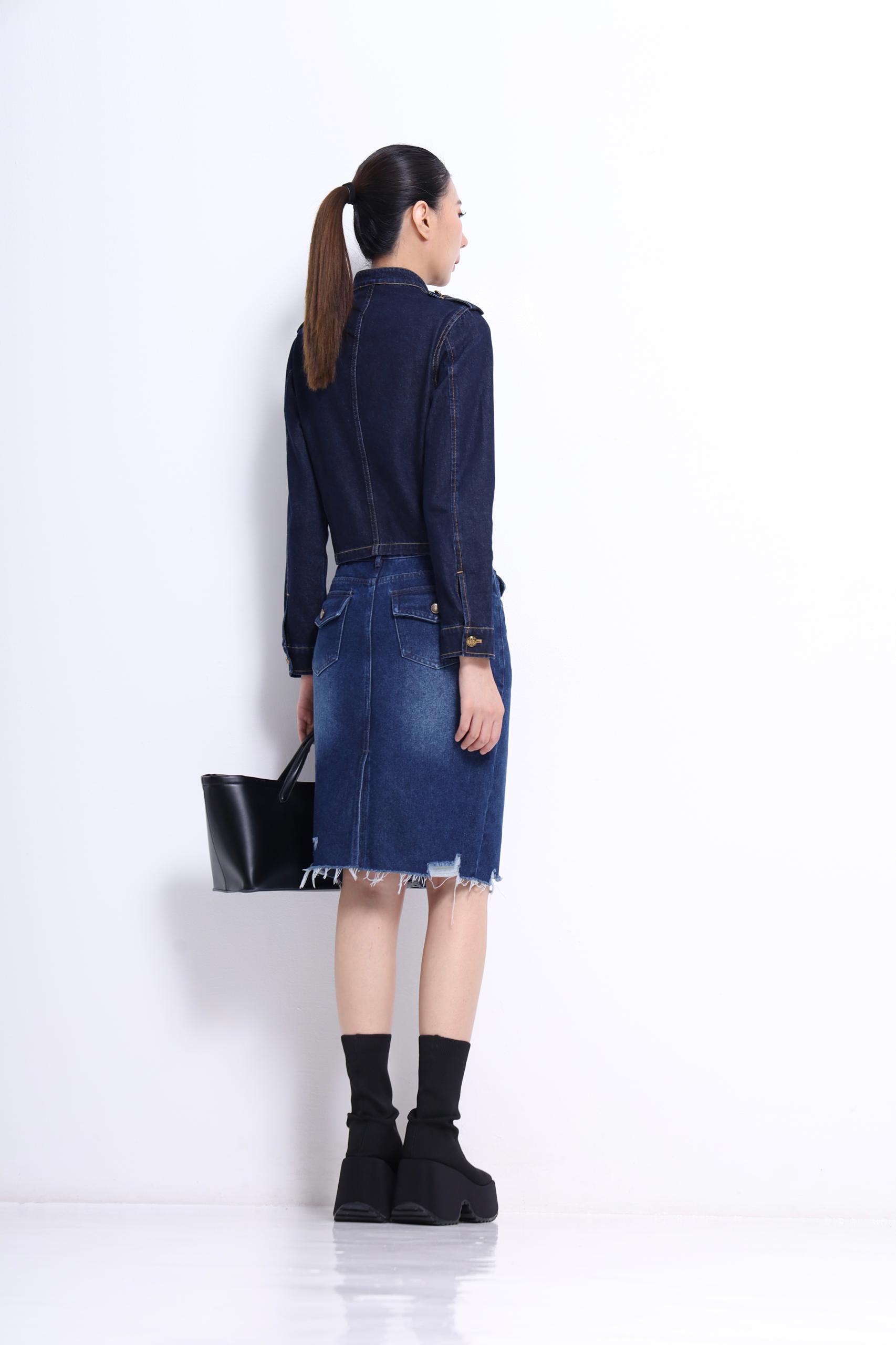 CB2735 MILITARY STYLE BUTTONED DENIM JACKET