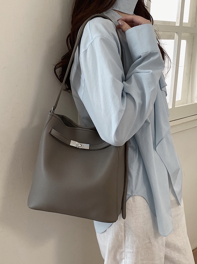 Kelly Belt Bag