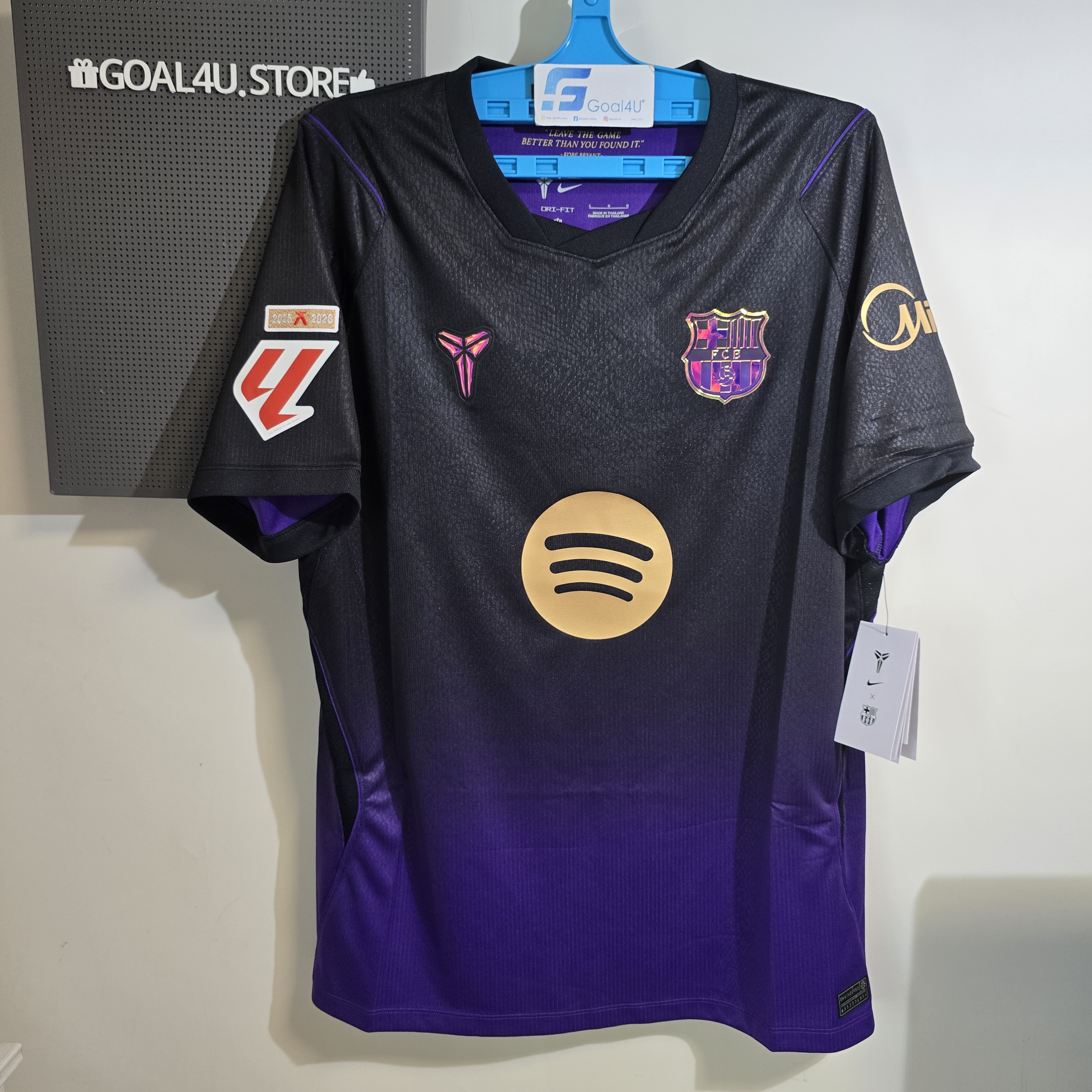 Nike Barcelona 巴塞羅拿 2026-27 作客球迷版球衣 (可加印字章) II1912