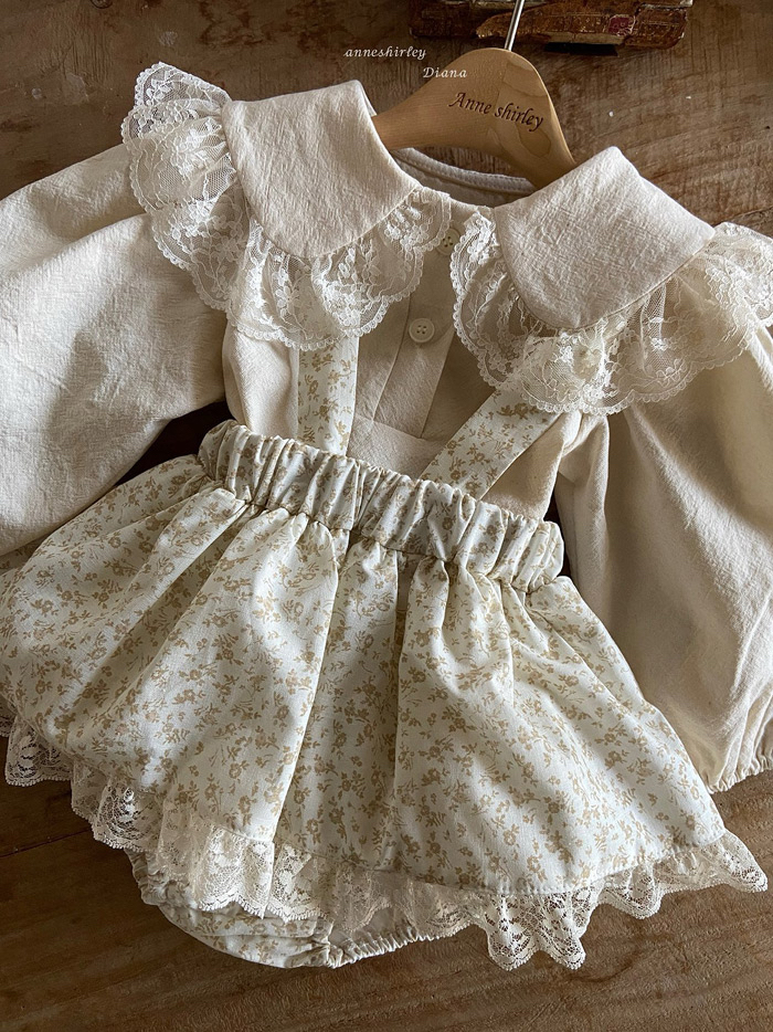 🇰🇷Anne shirley blouse