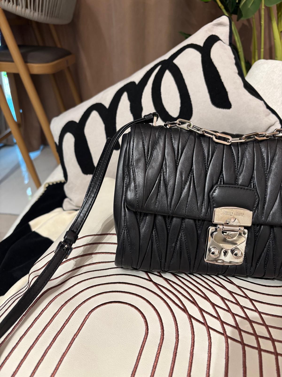 Miu Miu chain shoulder bag 100%Authentic,95%new ✅dust bag  