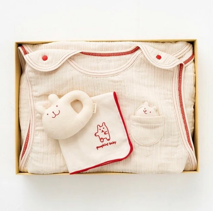 日本 pompkins baby 有機棉禮盒 (睡袍+紗巾+安撫公仔)