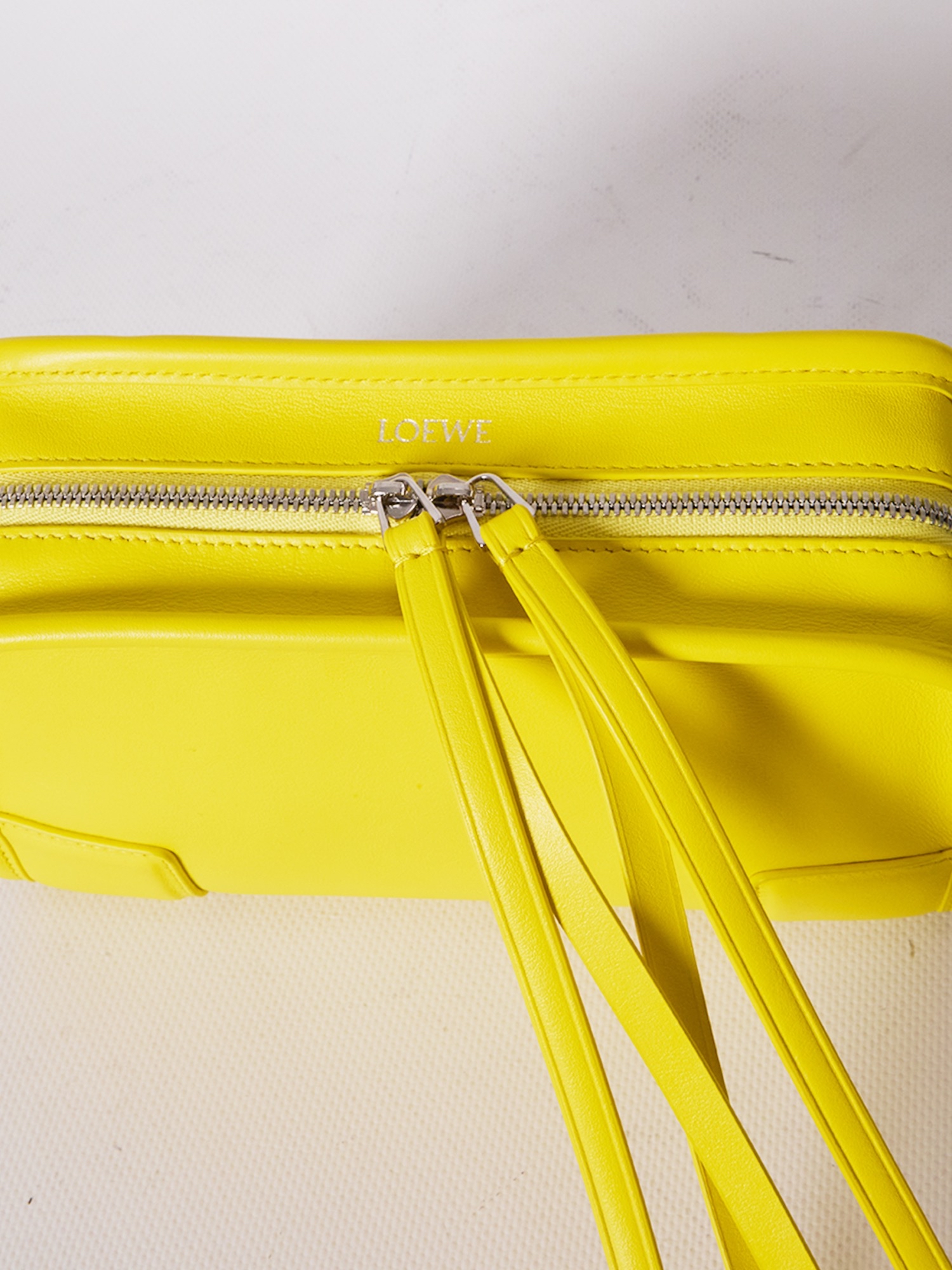 Loewe 女士 Amazona拉链迷你包均码码20cm*7cm*12cm