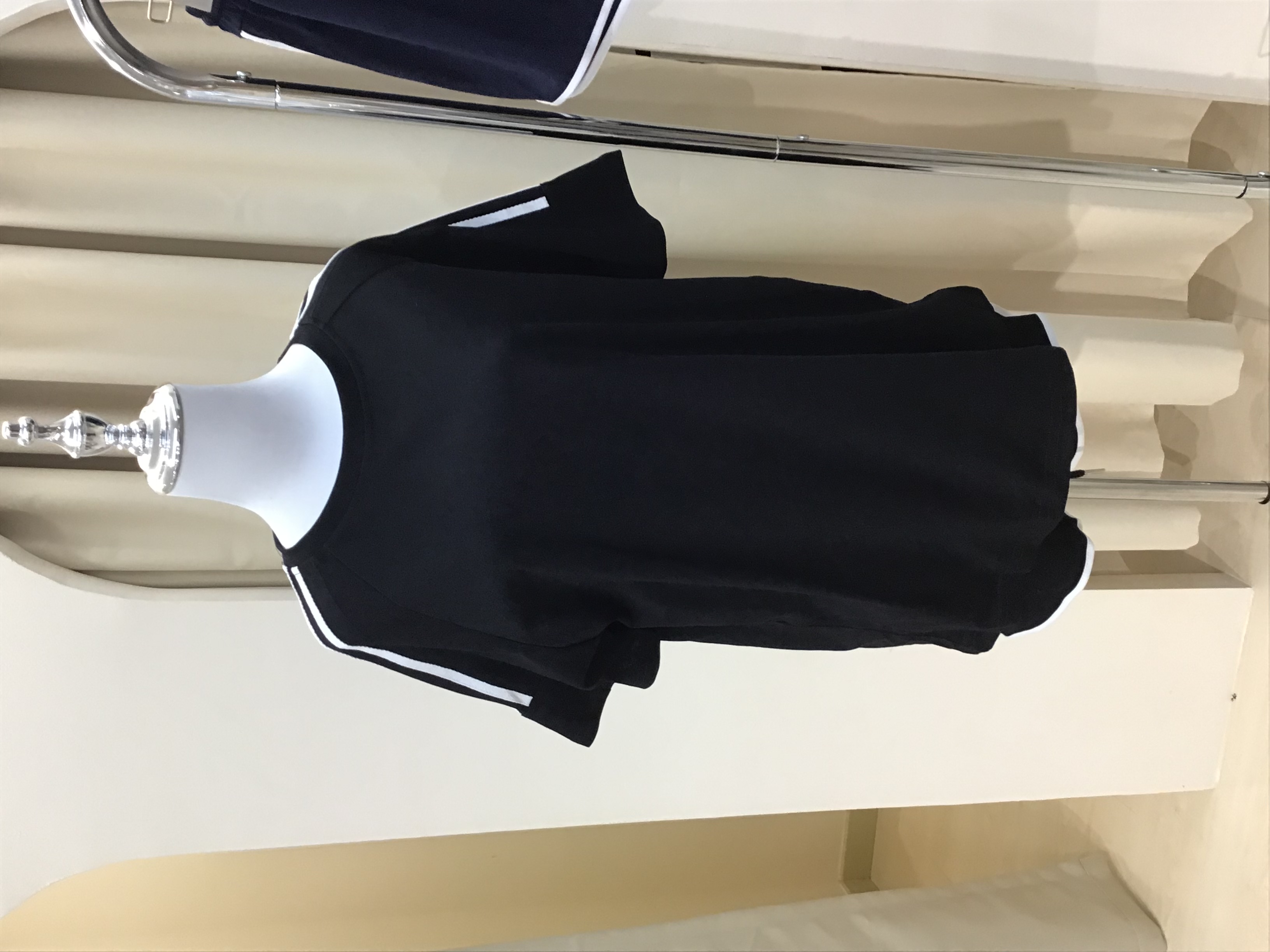 撞色条纹休闲套装